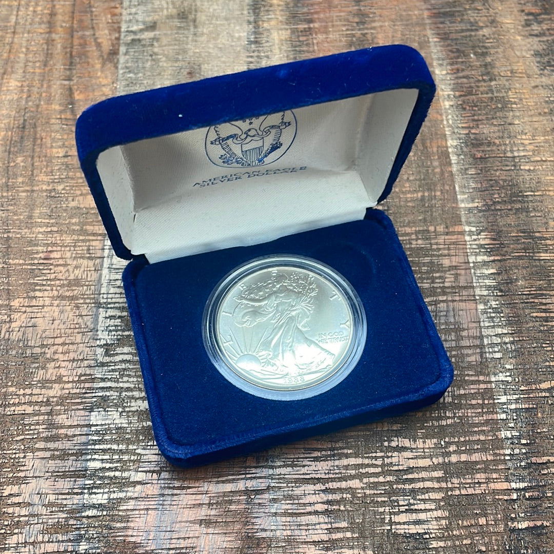 1988-P $1 US American Silver Eagle Coin~Capsule, Presentation Case ~ NO COA ~ NO BOX