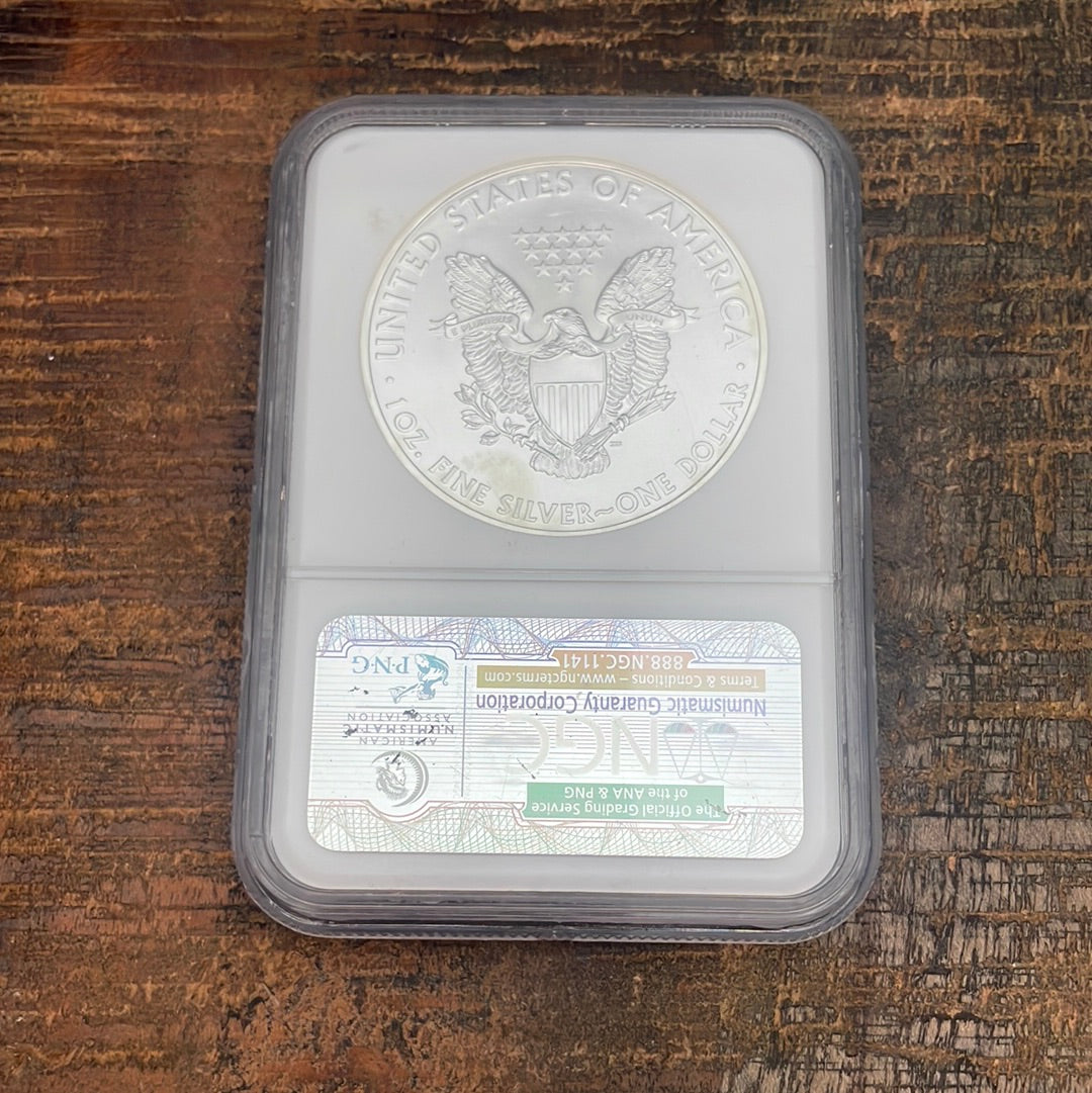 2010 $1 US Silver Eagle NGC MS69
