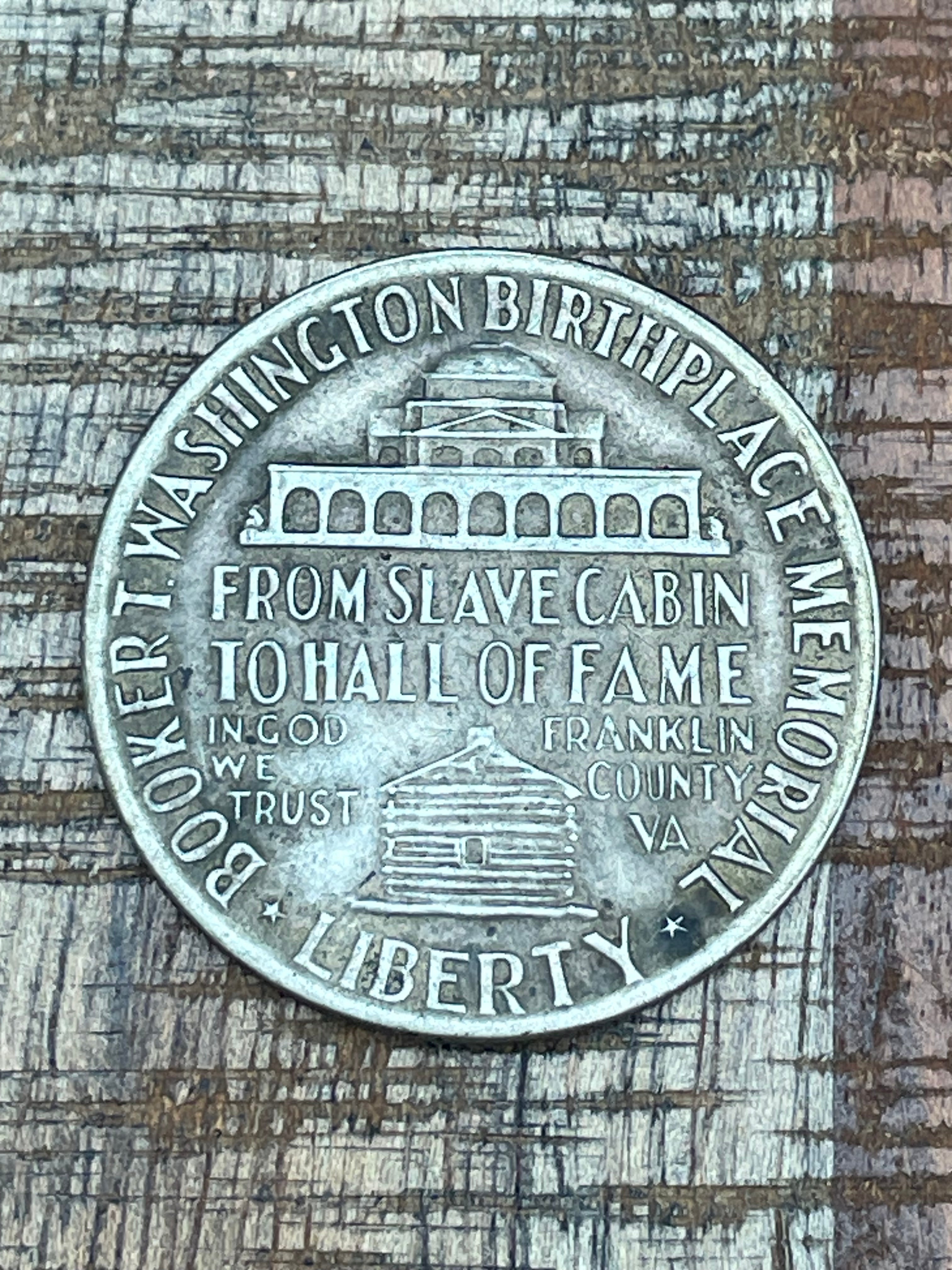 1946-51 P, D, S Booker T. Washington Half (Low Grade/Cleaned/Dmg)