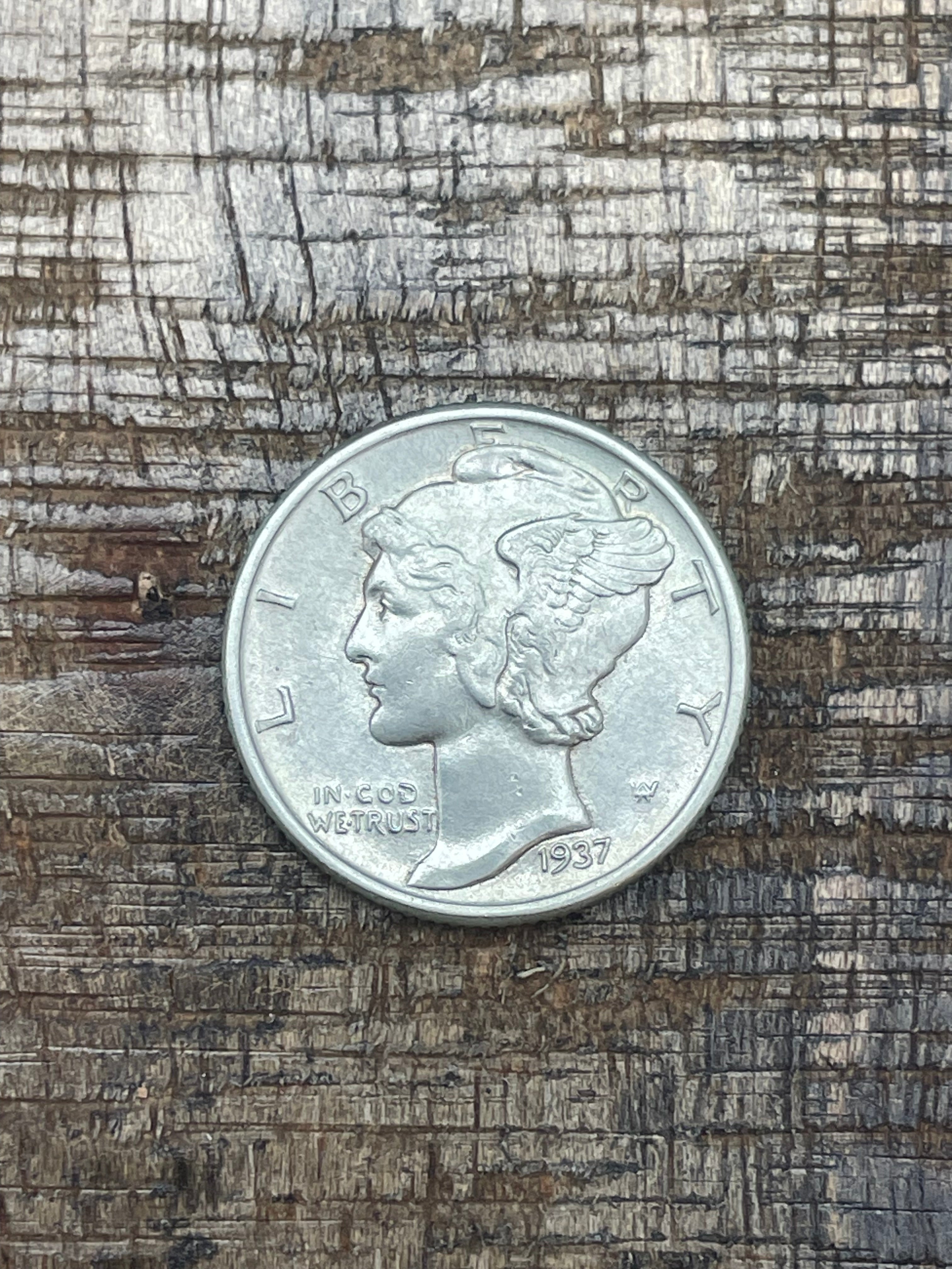 1937 US 10c Mercury Dime ~ 90% silver