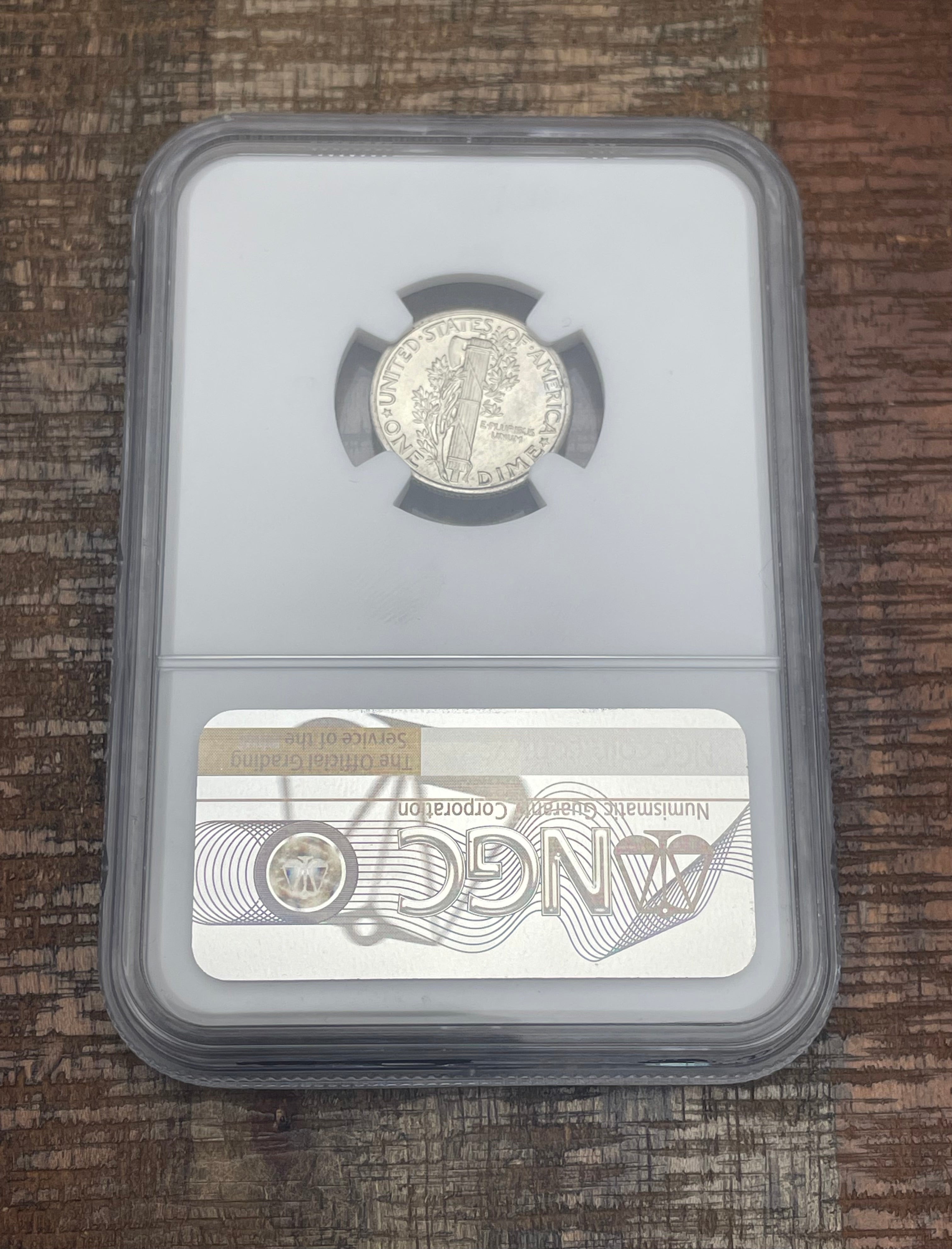 1940 US 10c Mercury Dime NGC MS66 FB