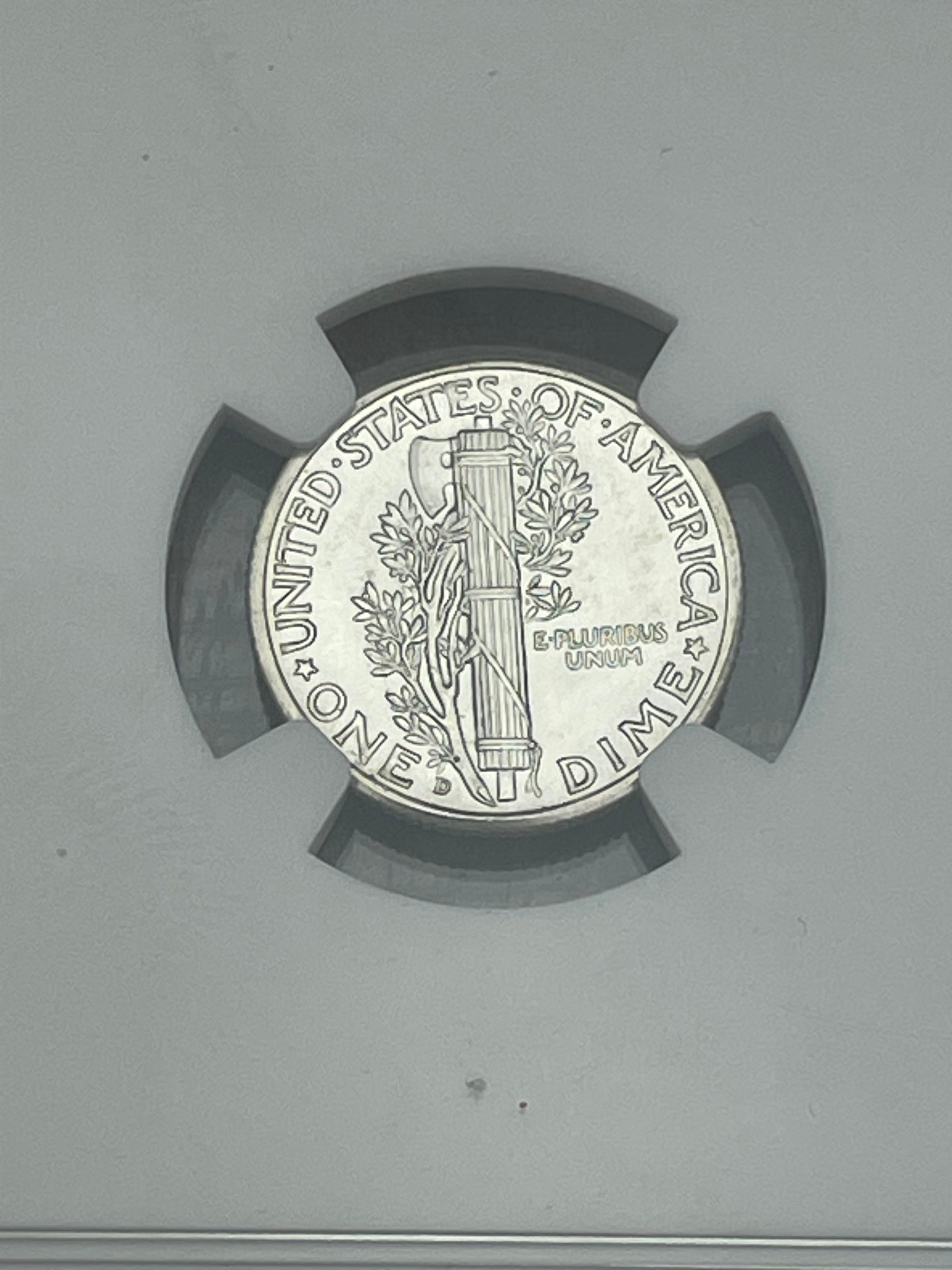 1942-D US 10c Mercury Dime NGC MS66 FB