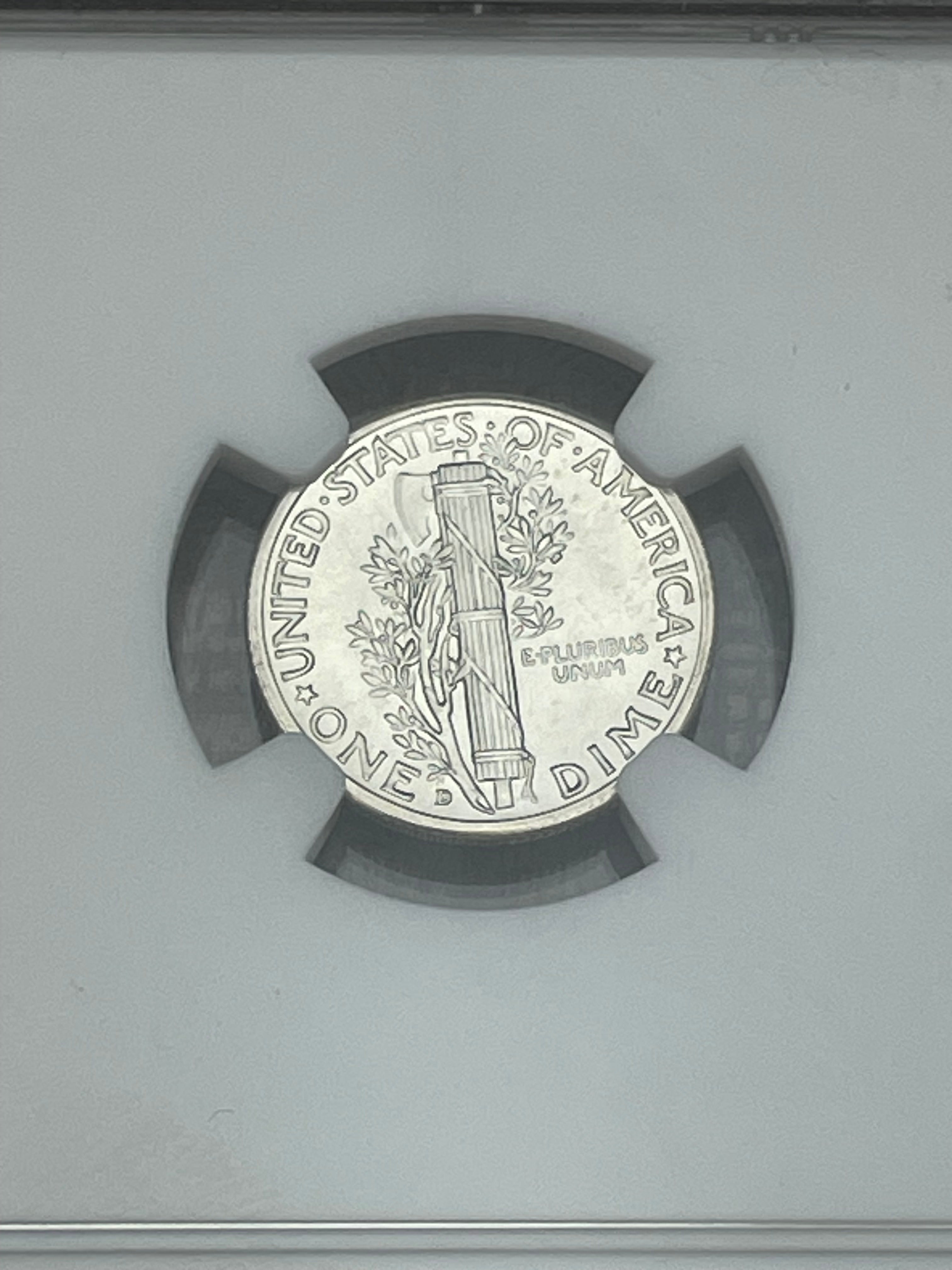 1943-D US 10c Mercury Dime NGC MS66 FB