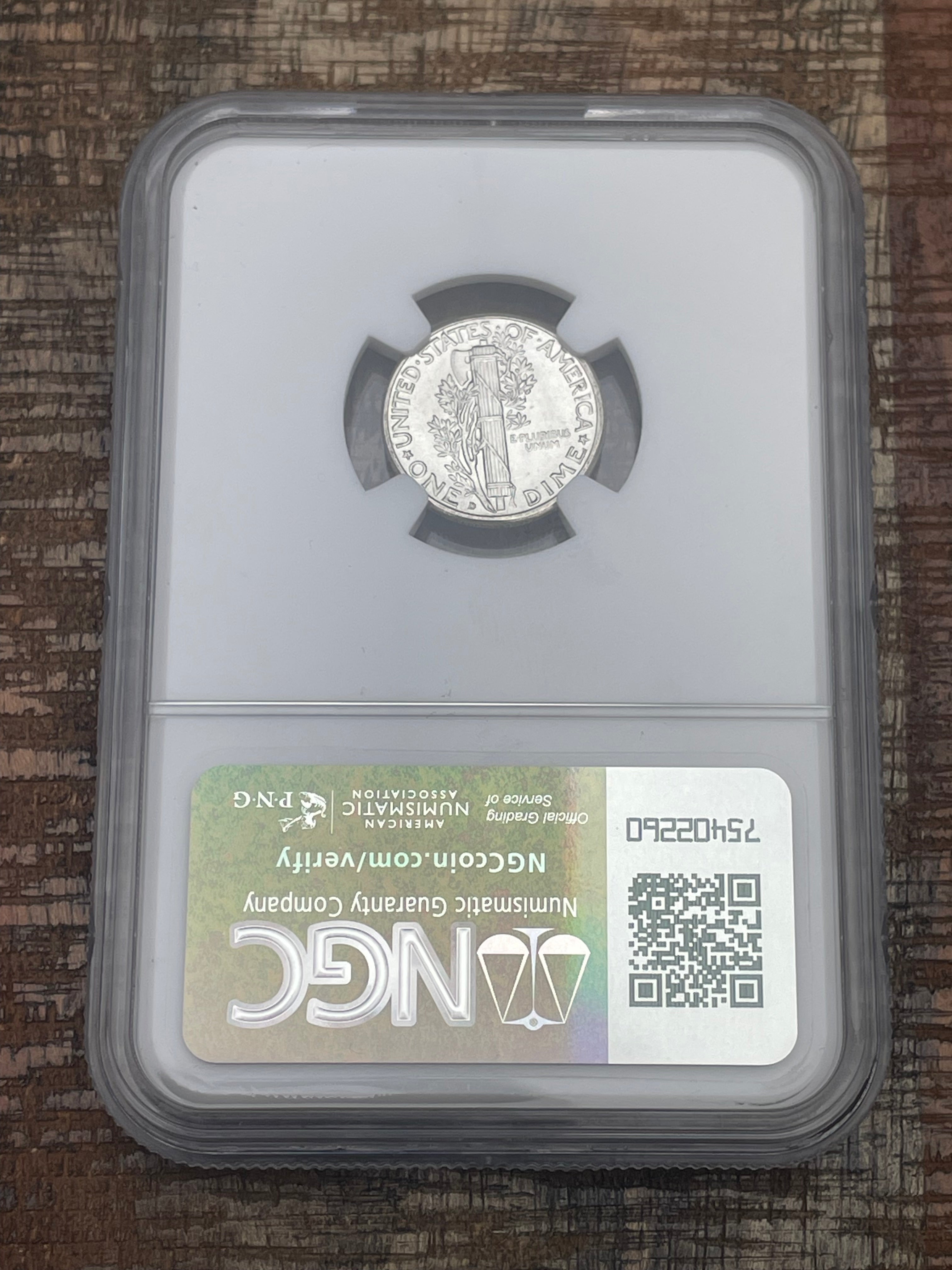 1944-D US 10c Mercury Dime NGC MS66 FB