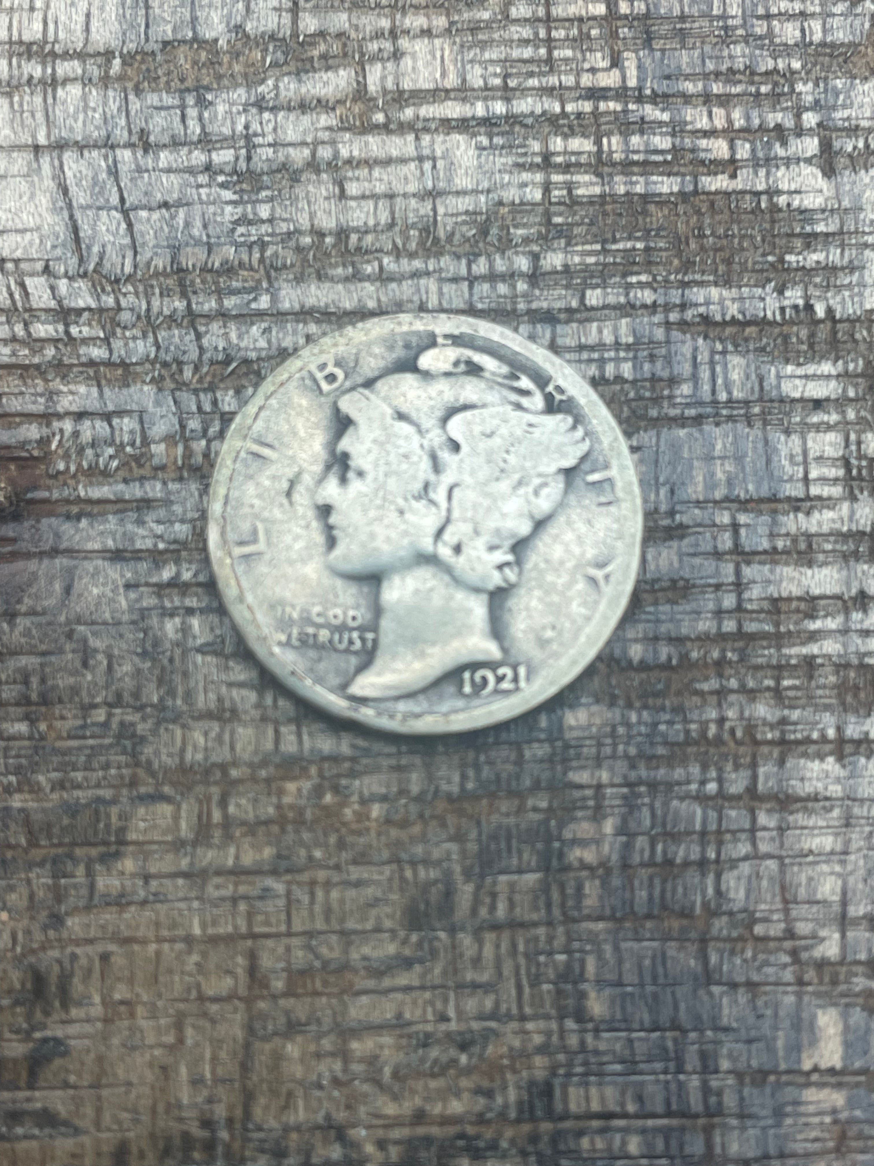1921-D 10c US Mercury Dime ~ 90% silver