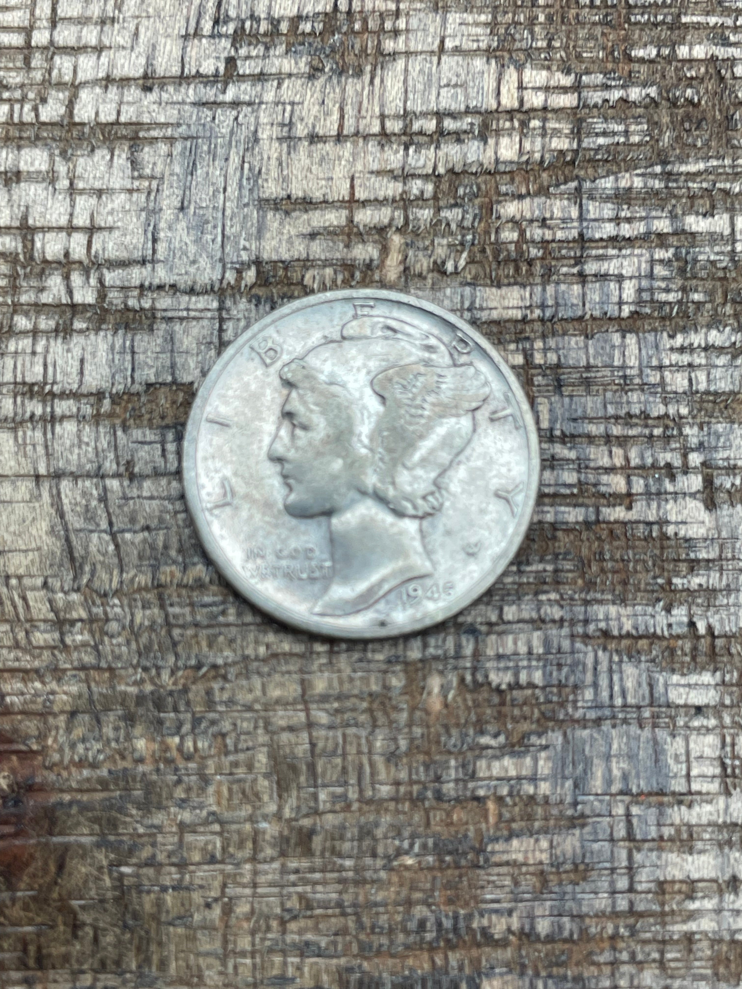1945-S 10c US Mercury Dime ~ 90% silver~ Micro S
