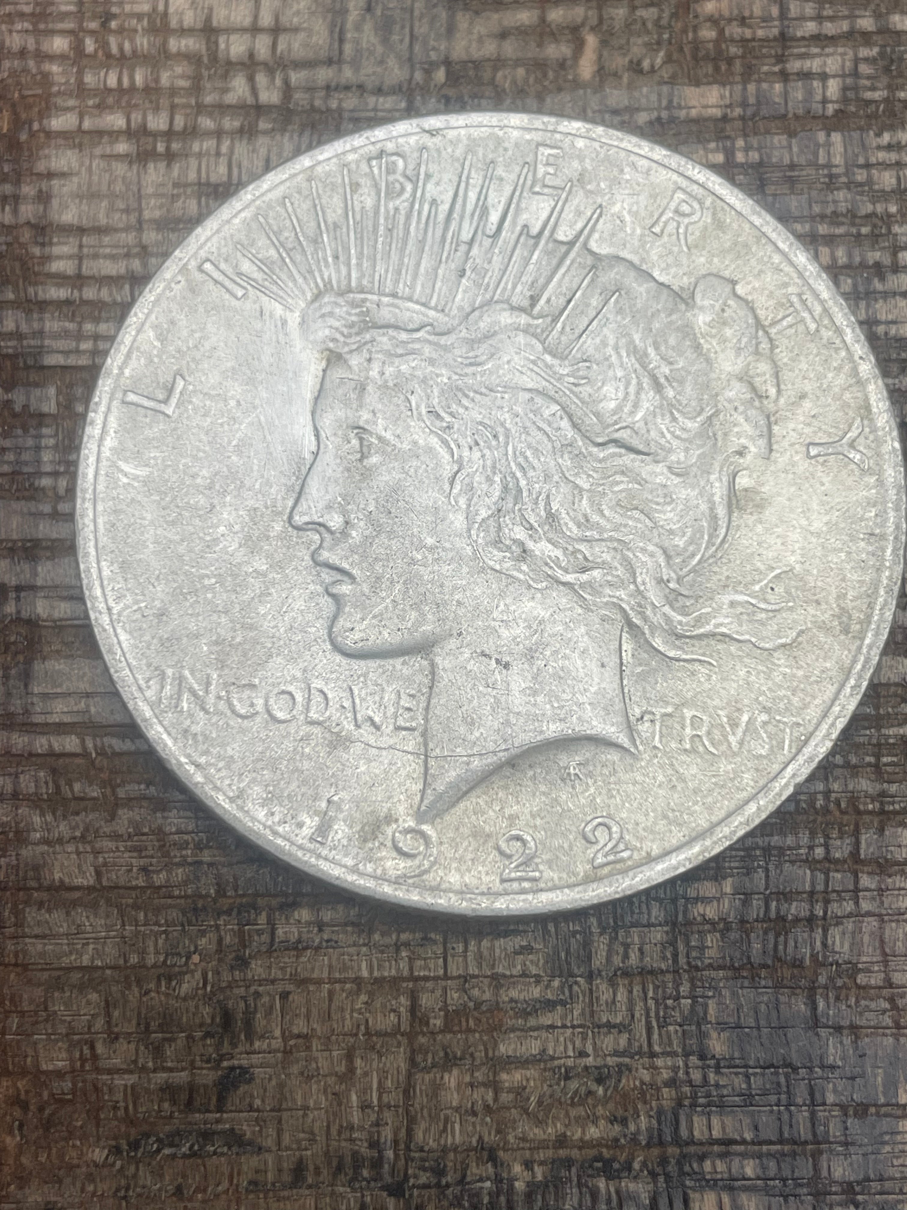 1922 $1 US Silver Peace Dollar
