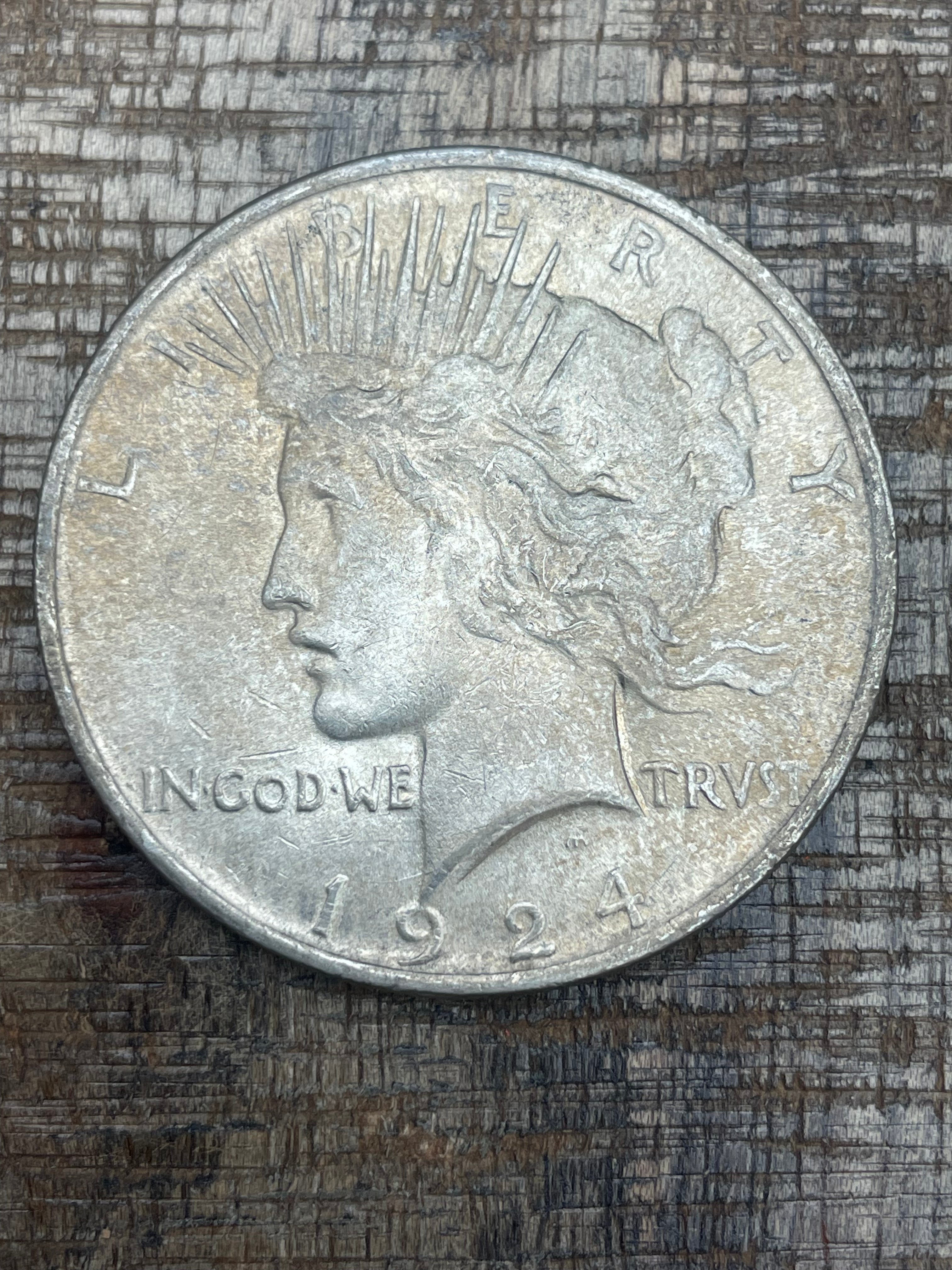 1924 $1 US Silver Peace Dollar