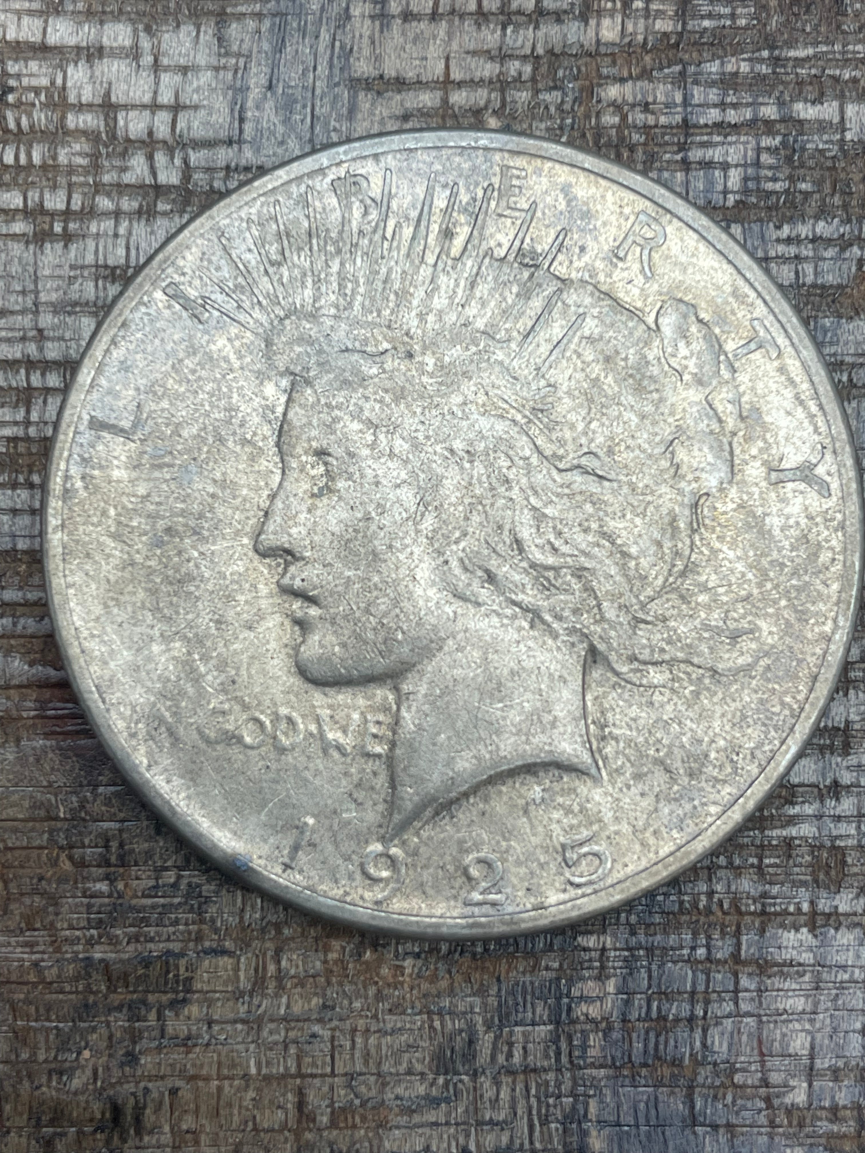 1925 $1 US Silver Peace Dollars