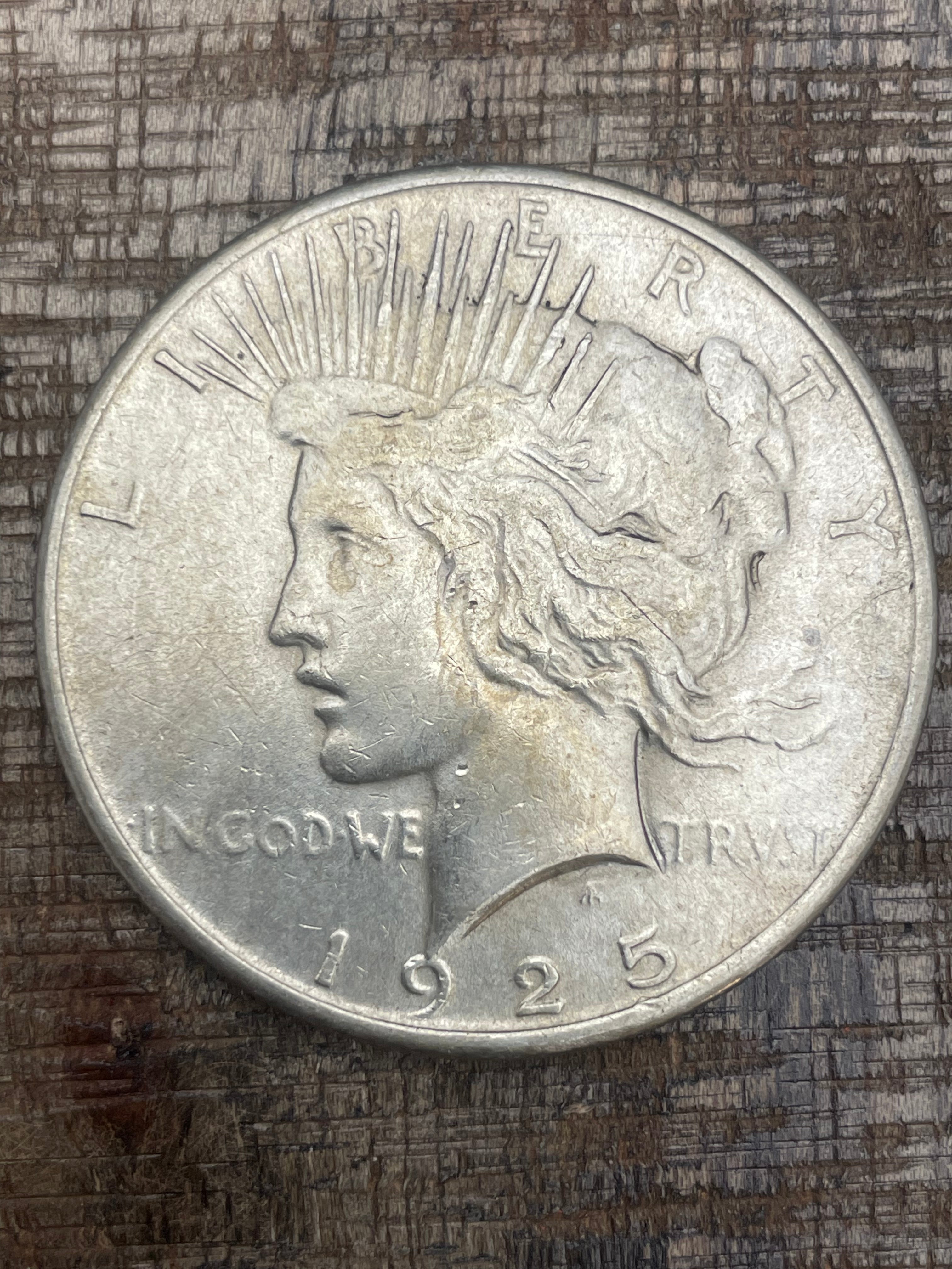 1925 $1 US Silver Peace Dollars