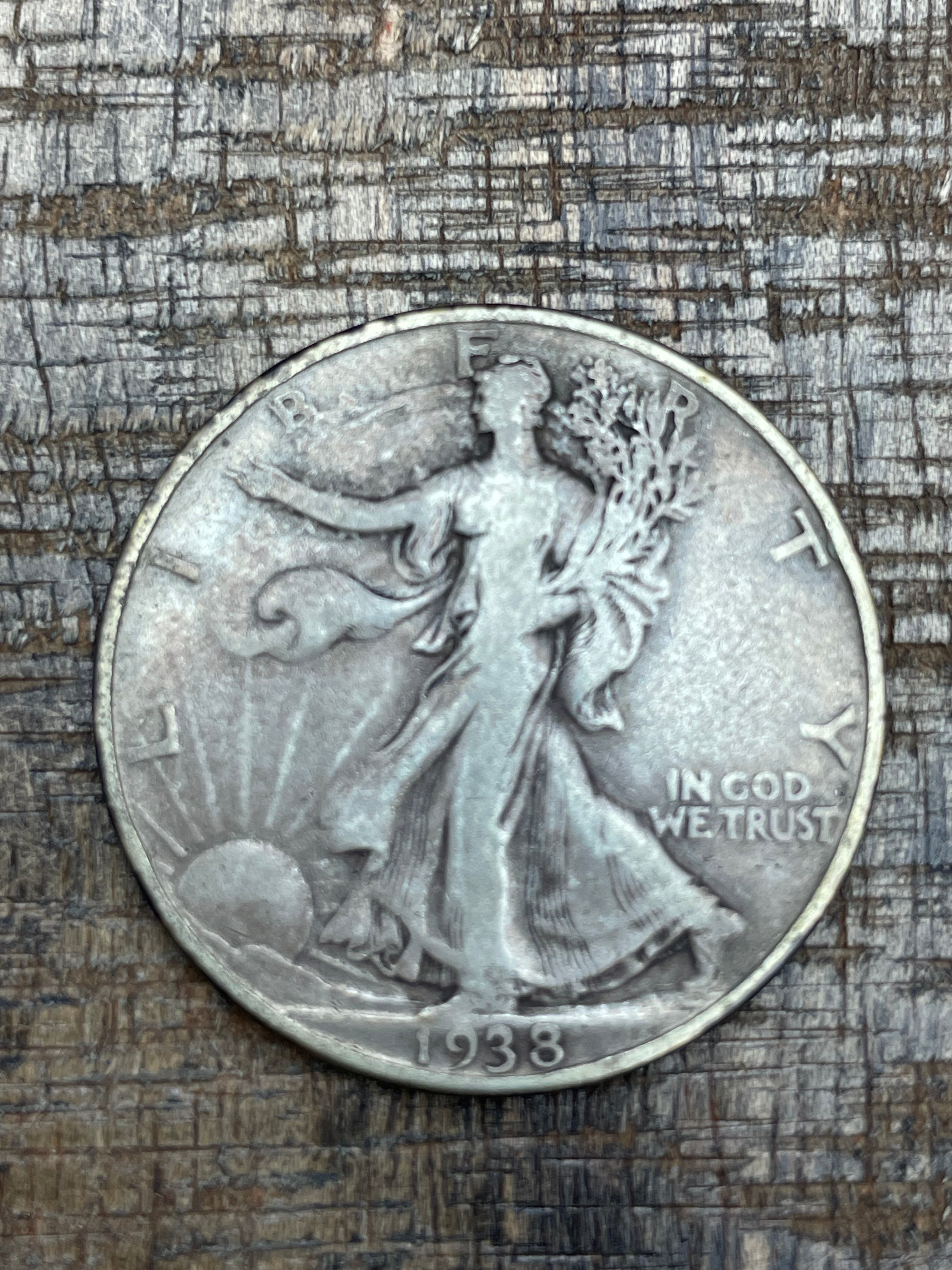 1938-D 50C US Walking Liberty Half Dollar