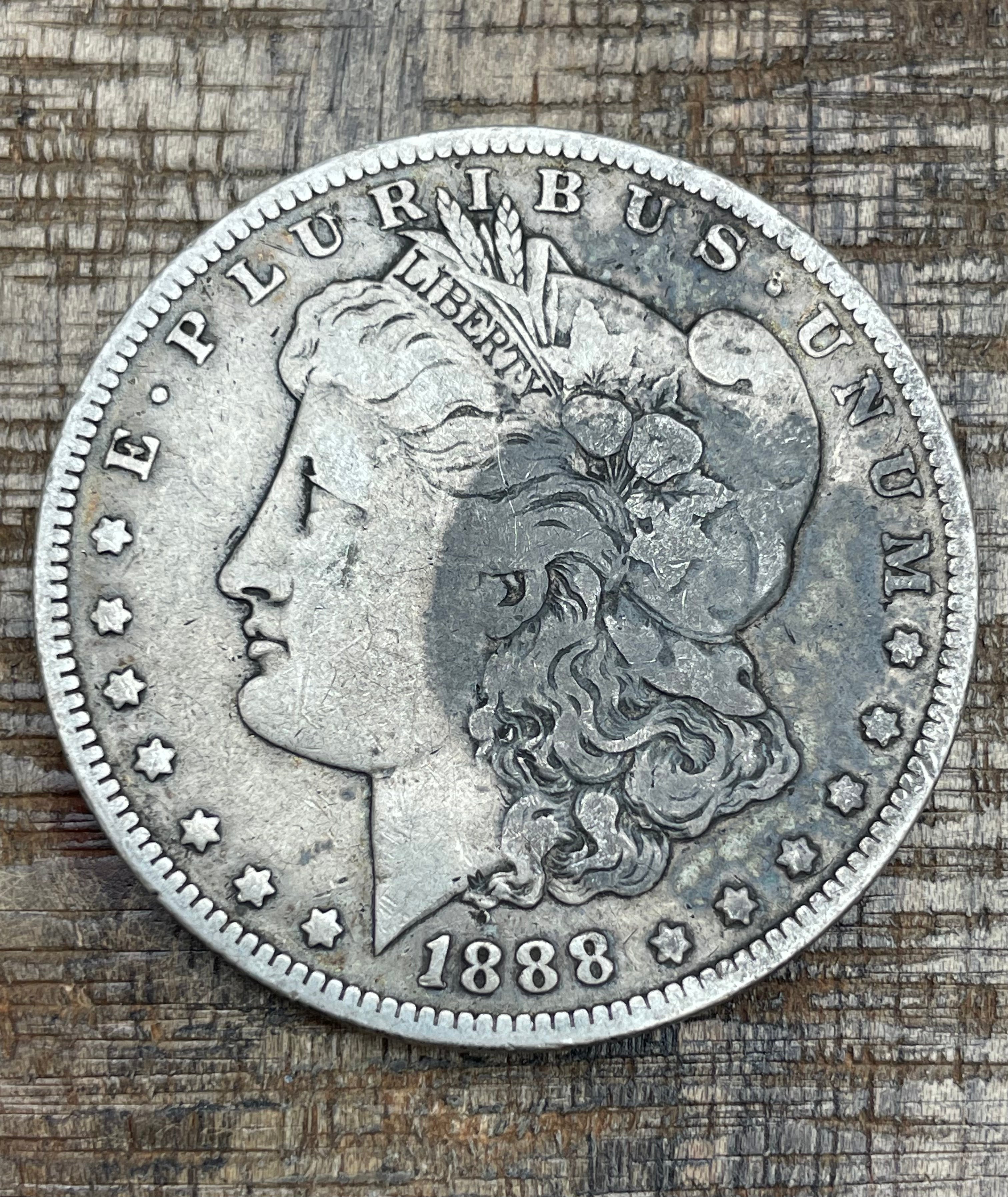 1888-O $1 US Morgan Silver Dollar