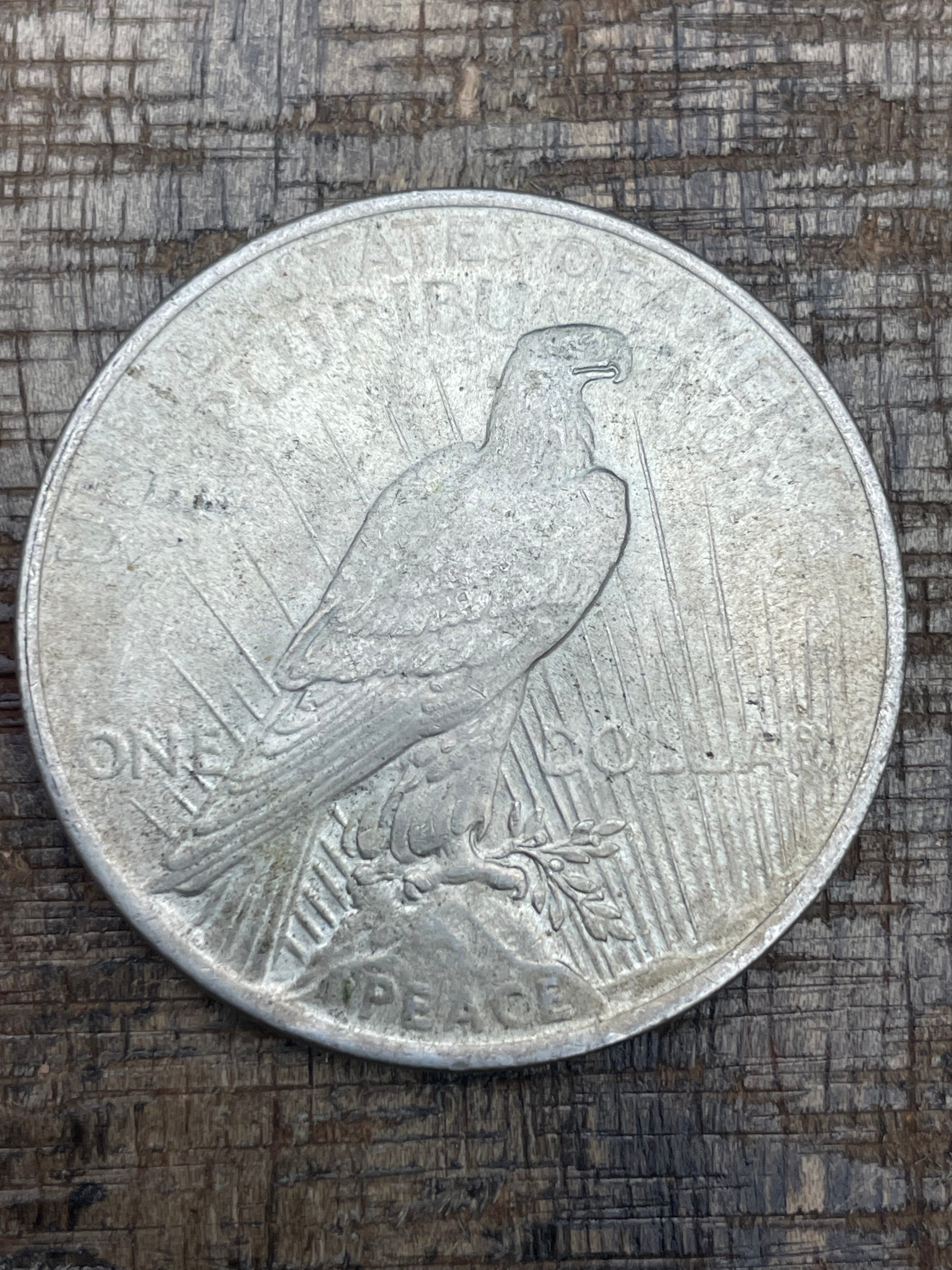 1922 $1 US Silver Peace Dollar