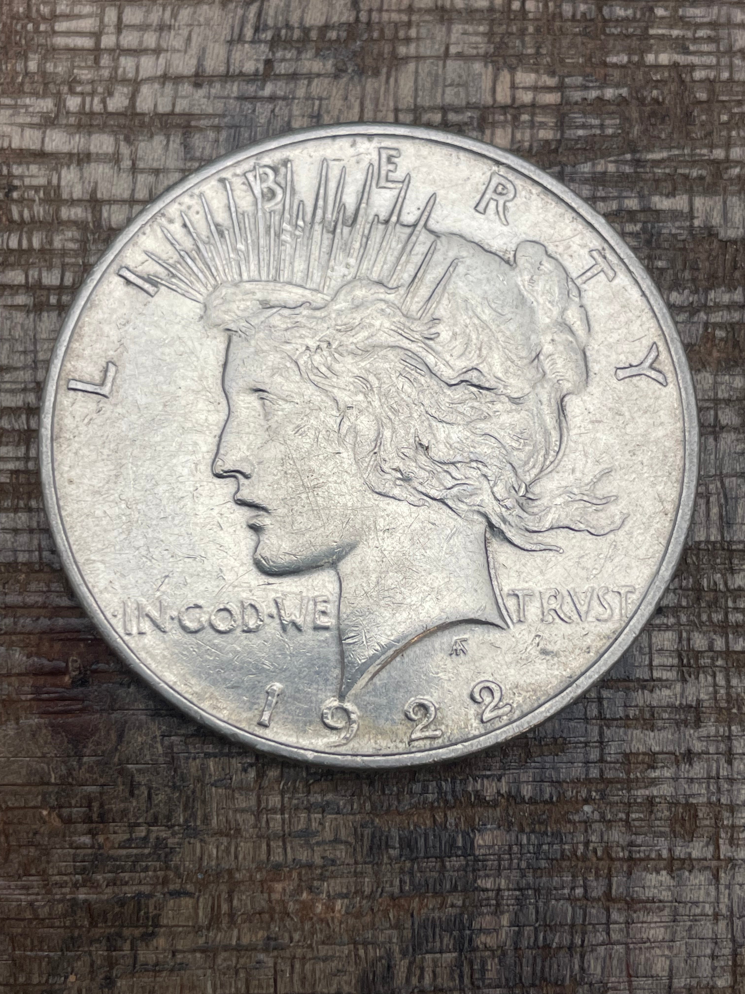 1922 $1 US Silver Peace Dollar