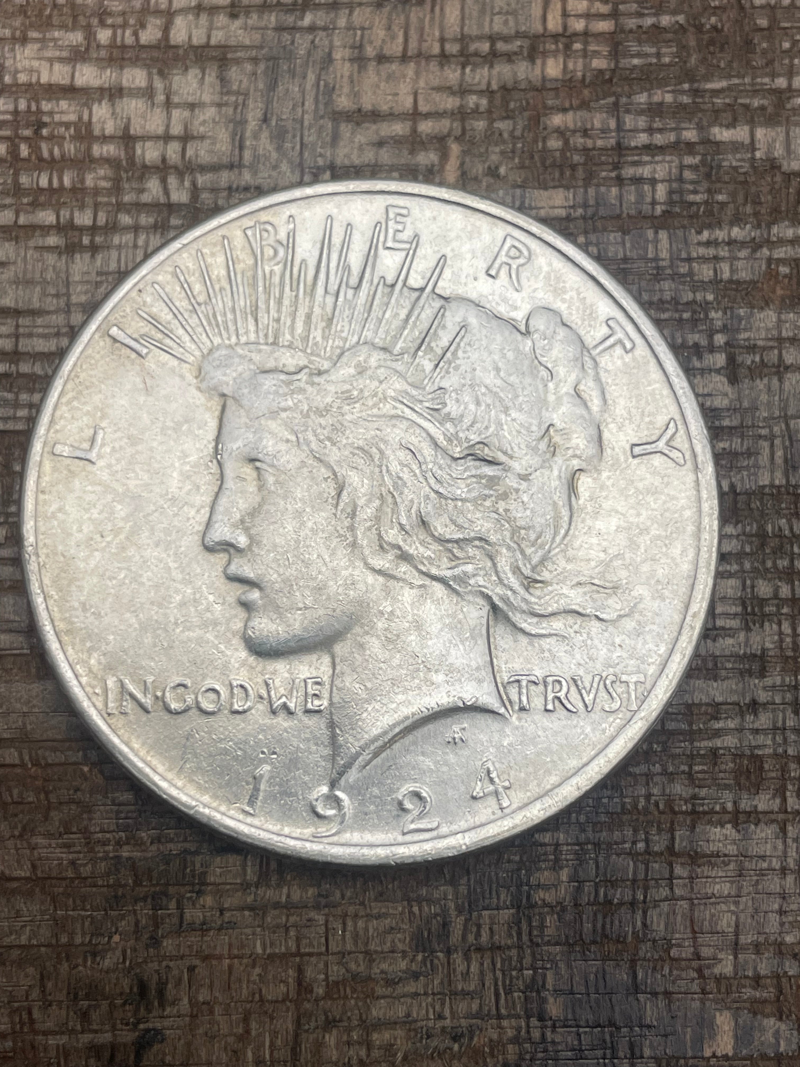 1924 $1 US Silver Peace Dollar