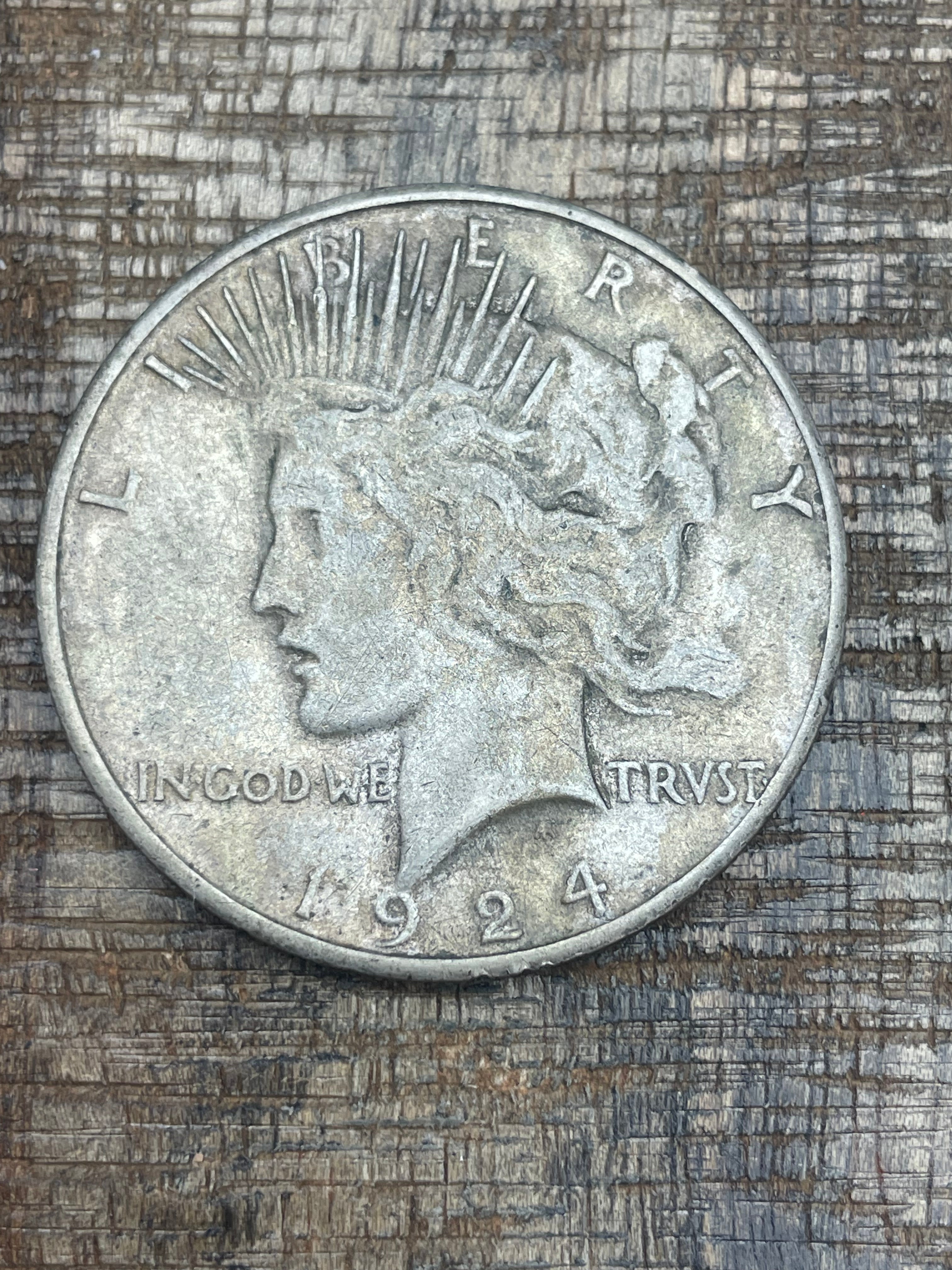1924 $1 US Silver Peace Dollar
