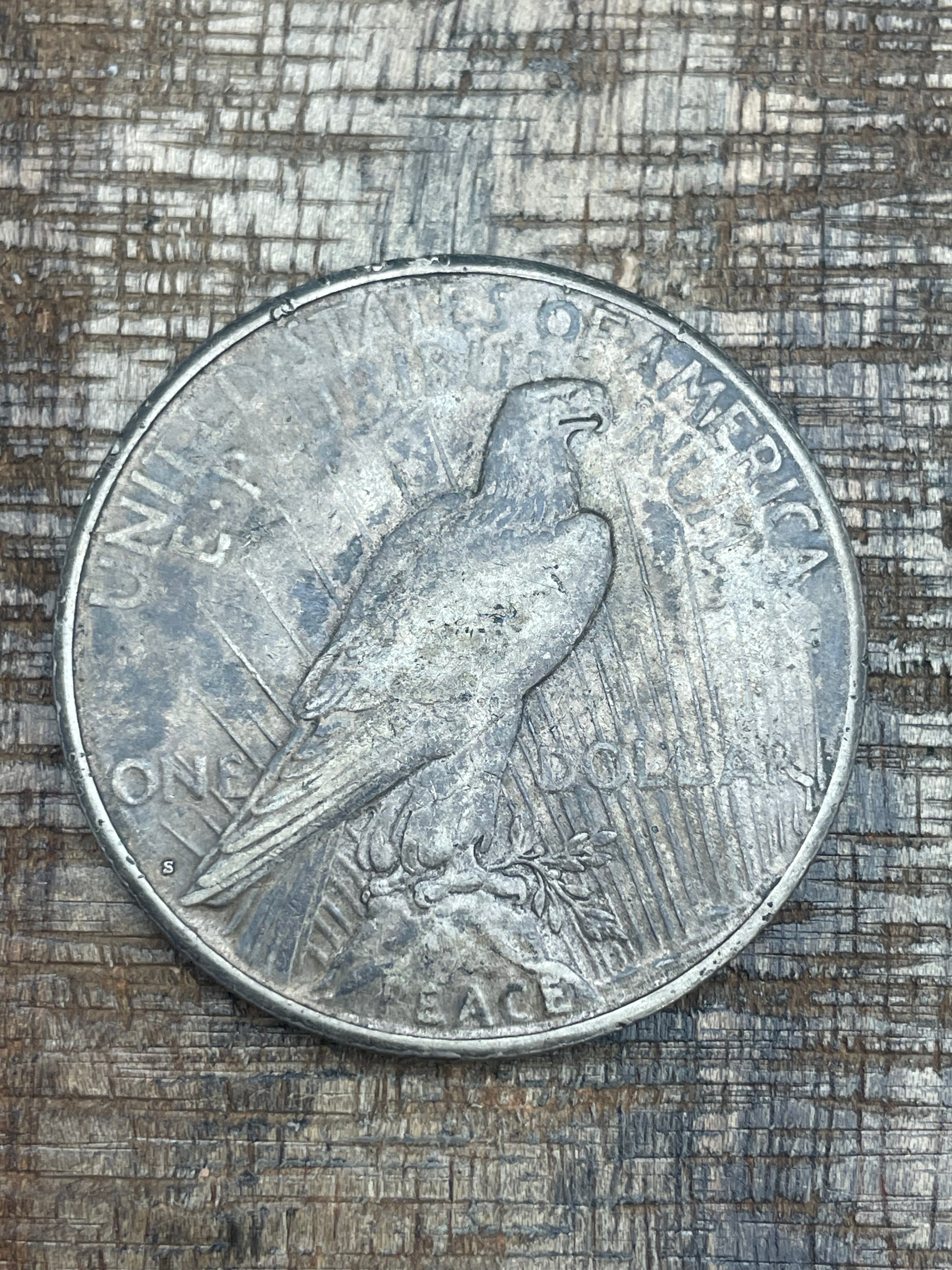 1924 $1 US Silver Peace Dollar