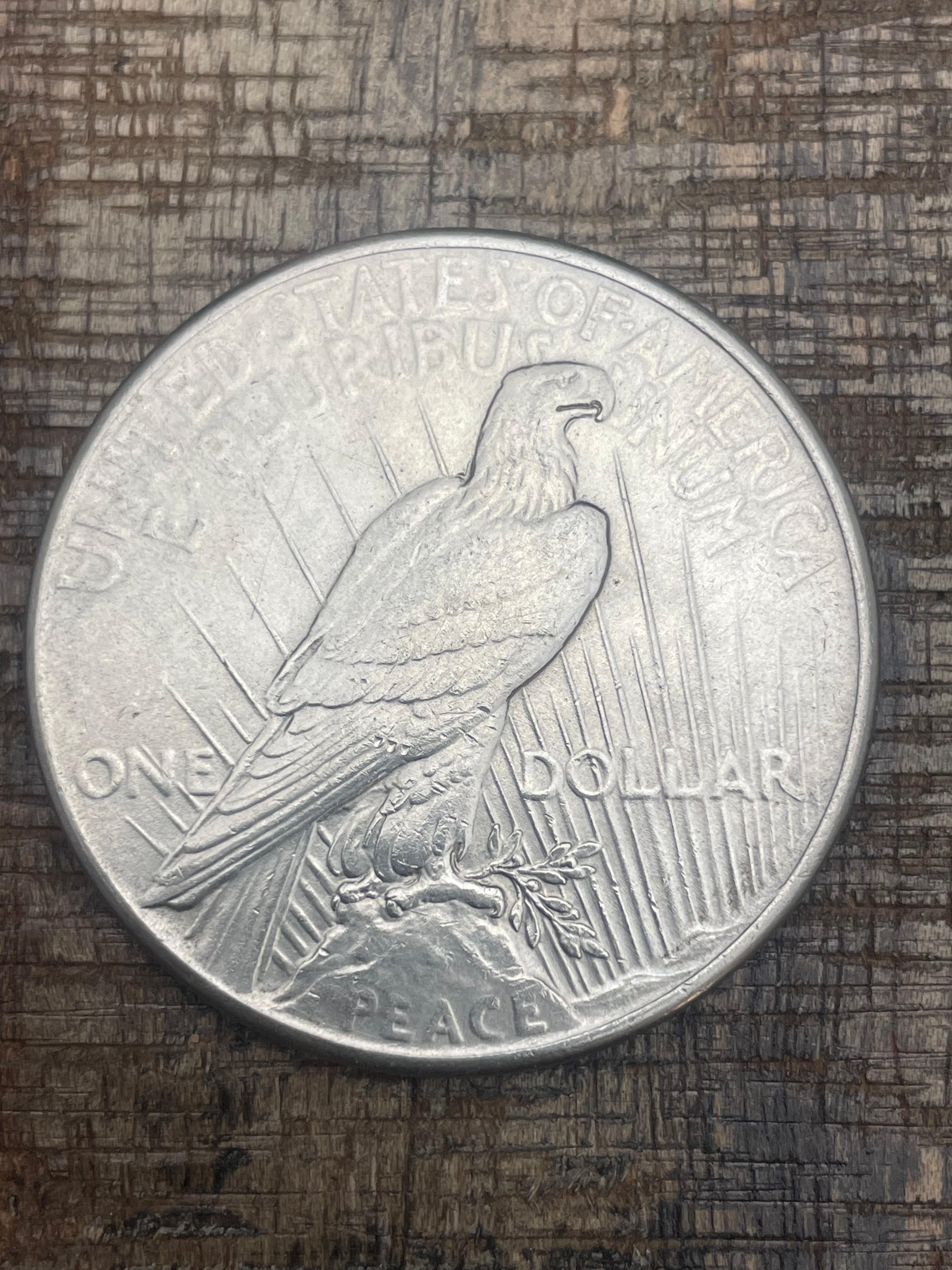 1925 $1 US Silver Peace Dollar