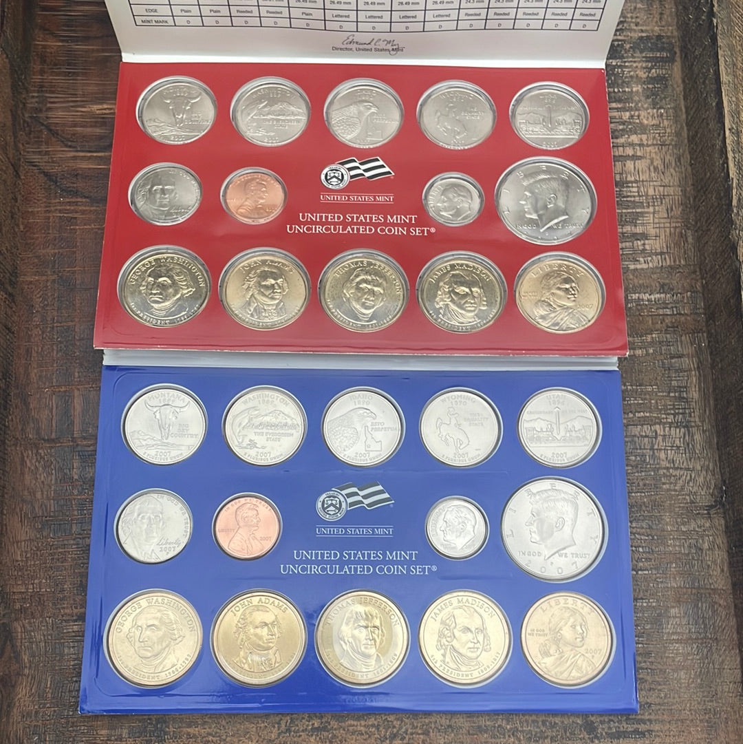 2007 Mint Set in OGP