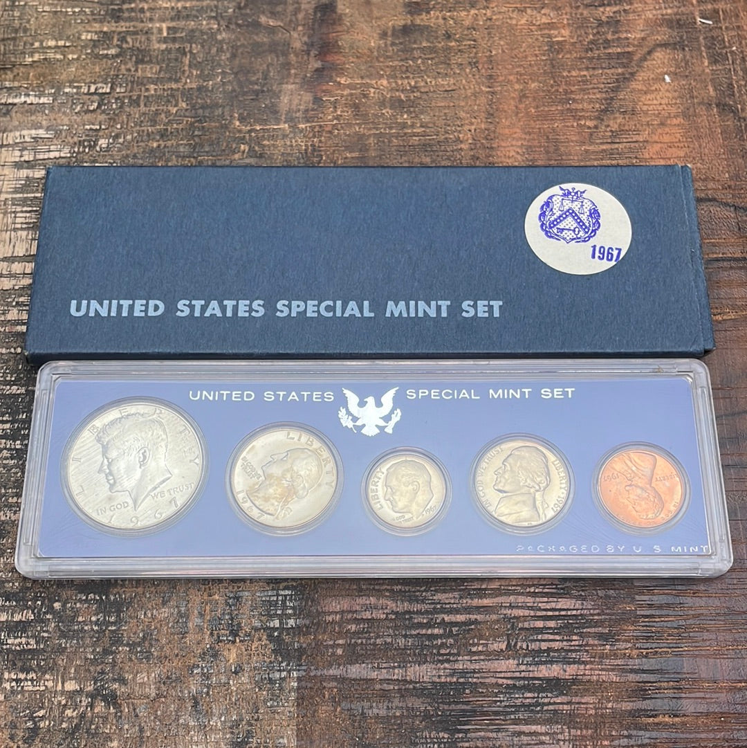 1967 Special Mint Set 5 coins in OGP. 40% Silver Half Dollar