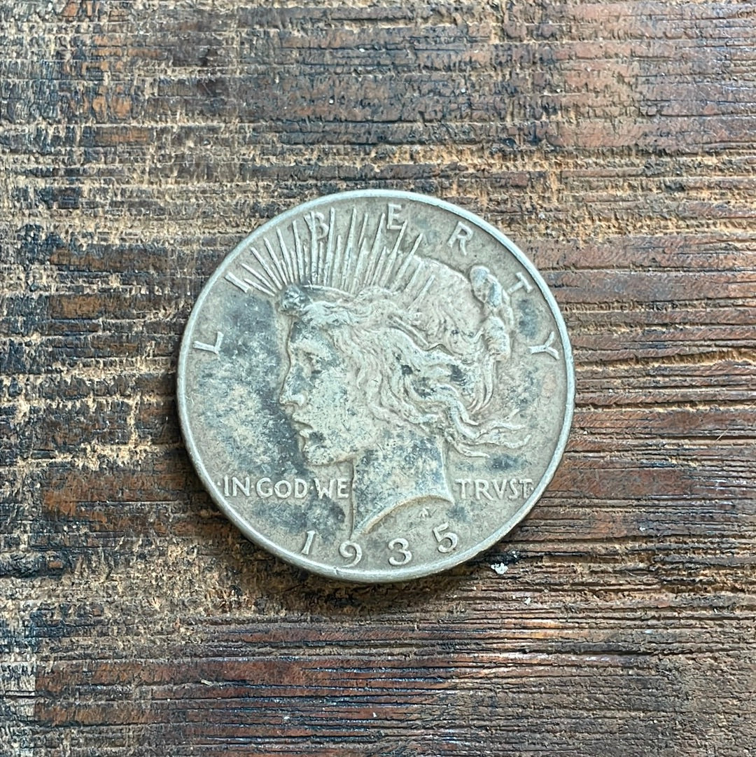 1935 $1 US Silver Peace Dollar