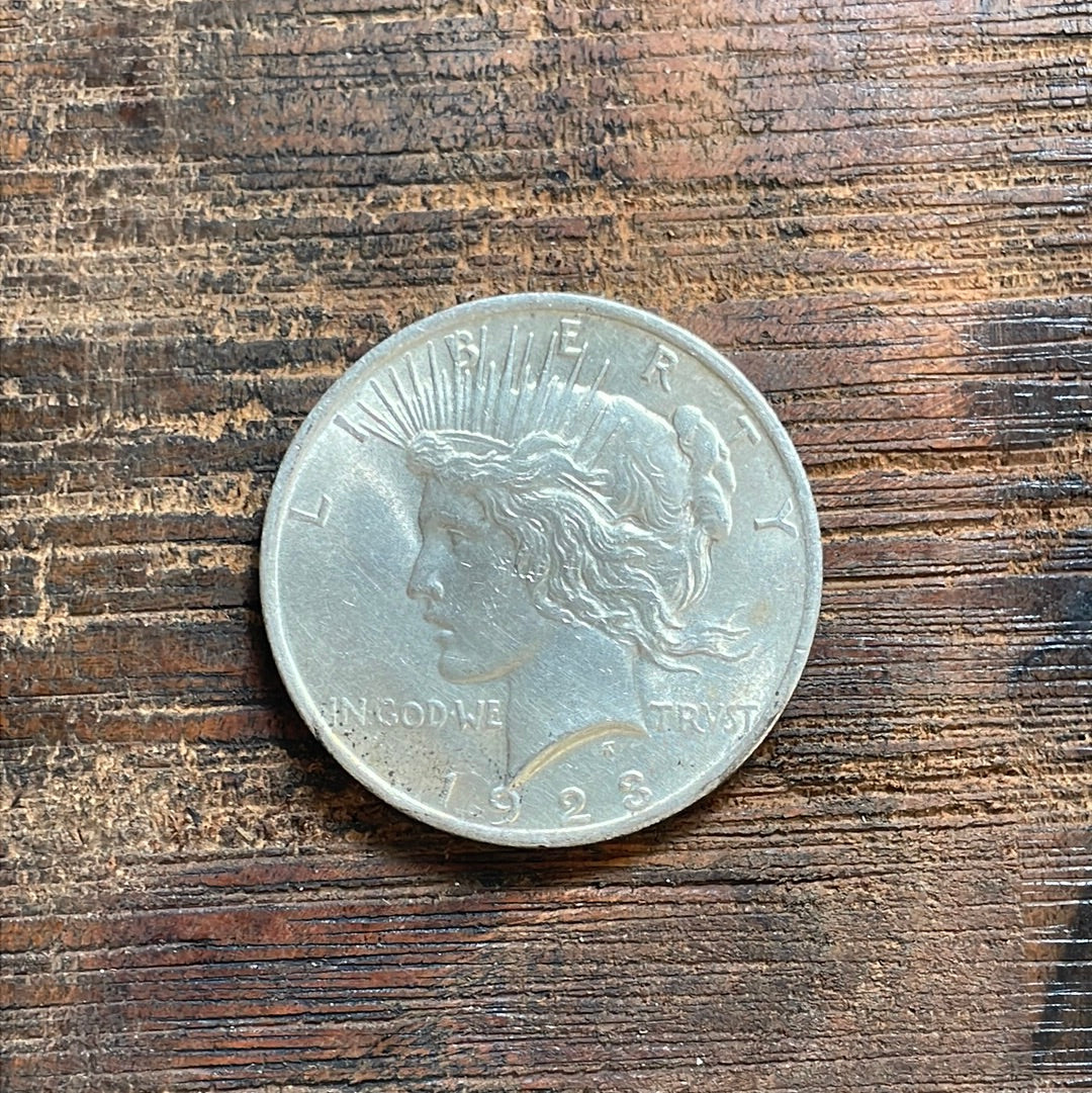 1923 $1 US Silver Peace Dollar Reverse Lamination Error.
