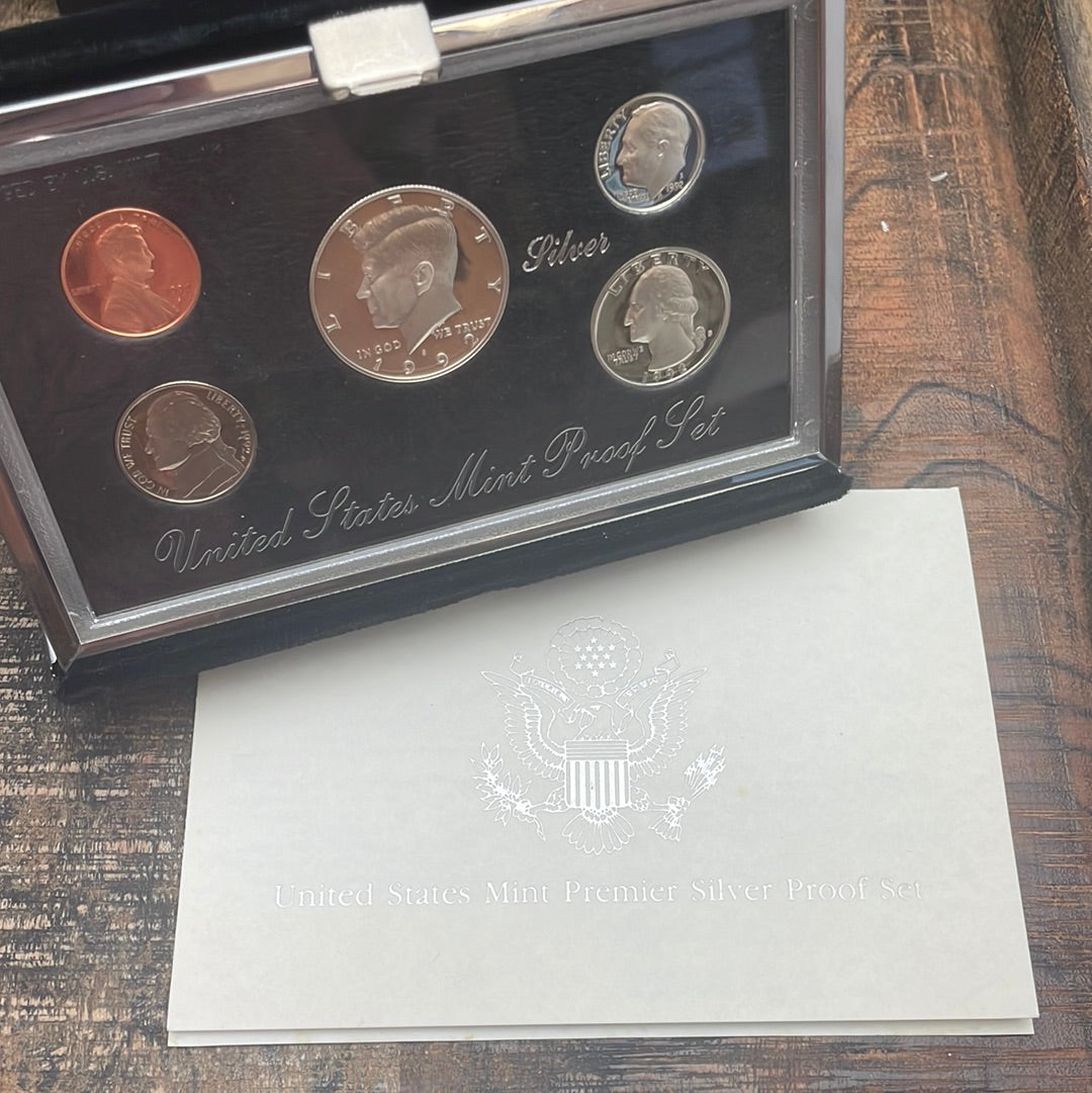 1992-S United States Mint Premier Silver Proof Set in Mint Packaging with COA