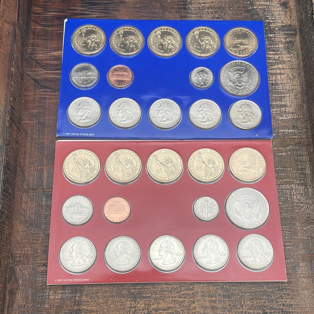2007 Mint Set in OGP
