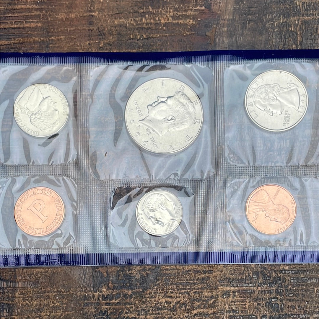 1996 Mint Set in Envelope no "W" dime