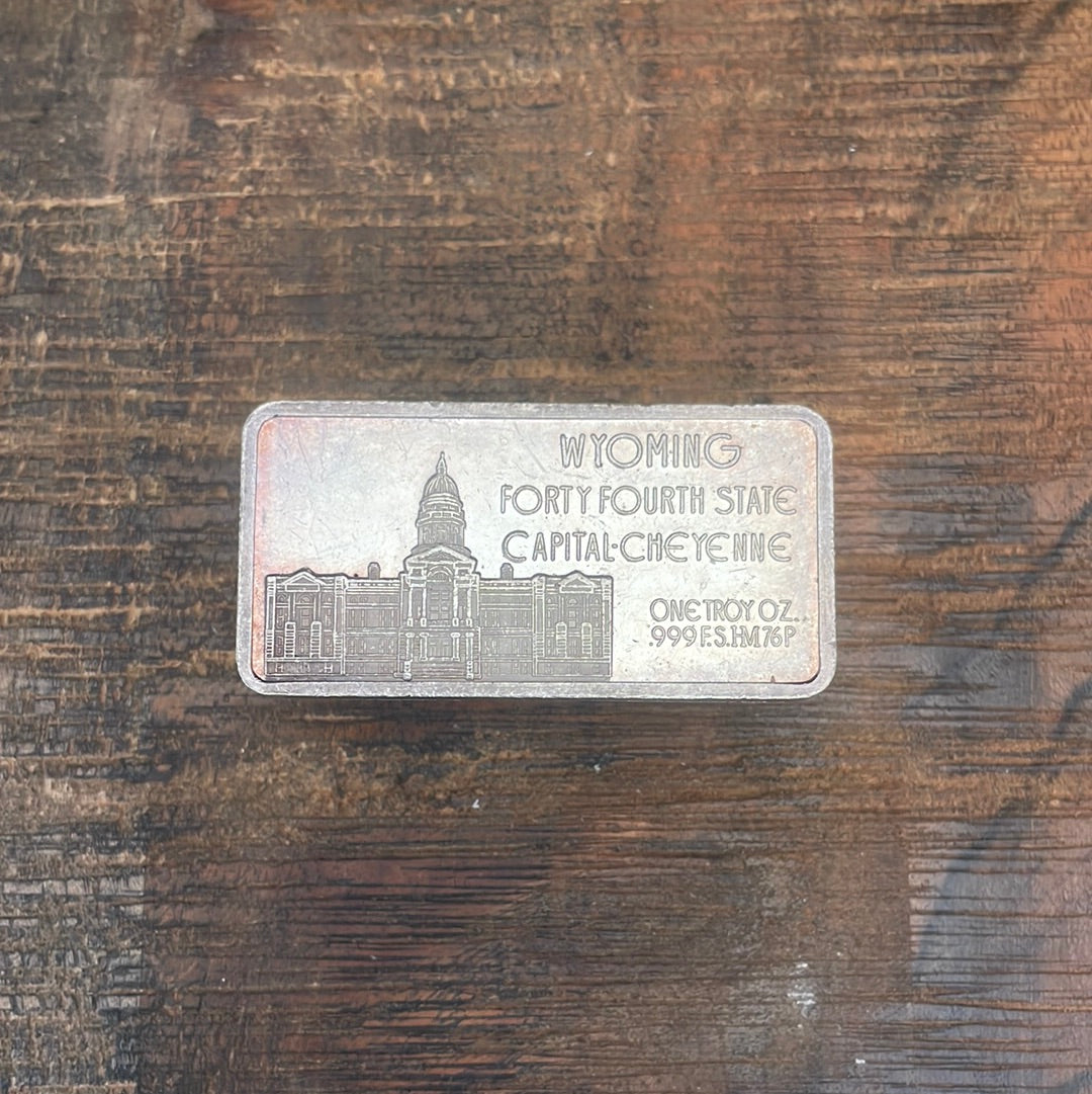 Wyoming 44th State 1oz Troy .999 Fine Silver Art Bar Toned 1976 Hamilton Mint