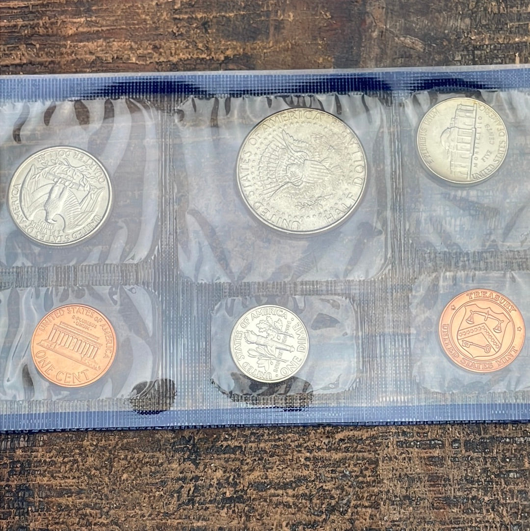 1996 Mint Set no Envelope no "W" Dime