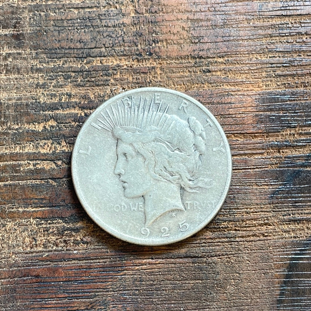 1925-S $1 US Silver Peace Dollar