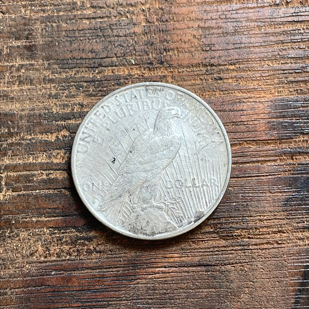 1922-D $1 US Silver Peace Dollar