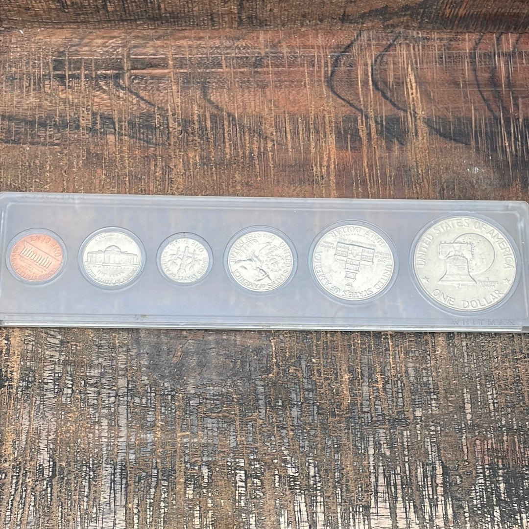 1976 Bicentennial Coin Set in Whitman Case Brilliant Uncirculated Coins