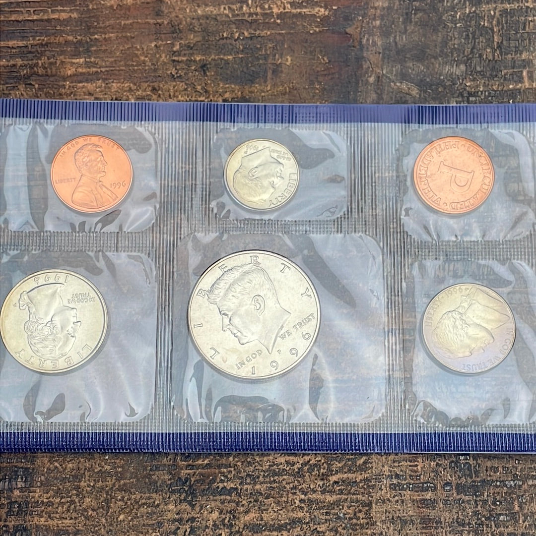 1996 Mint Set in Envelope with "W" dime