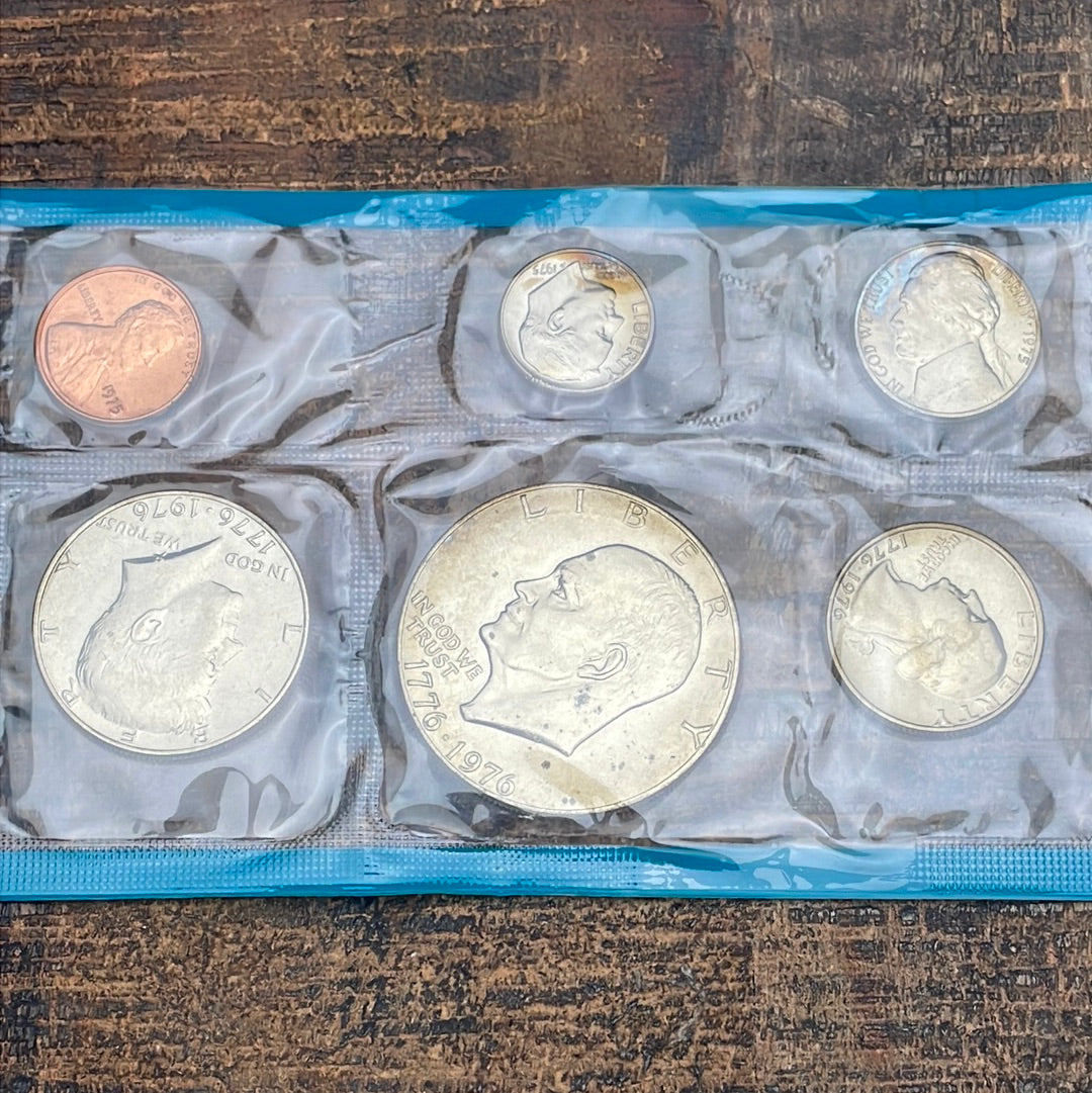 1975 Mint Set in Envelope