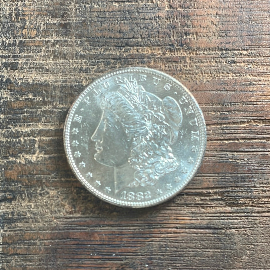 1882-S $1 US Morgan Silver Dollar
