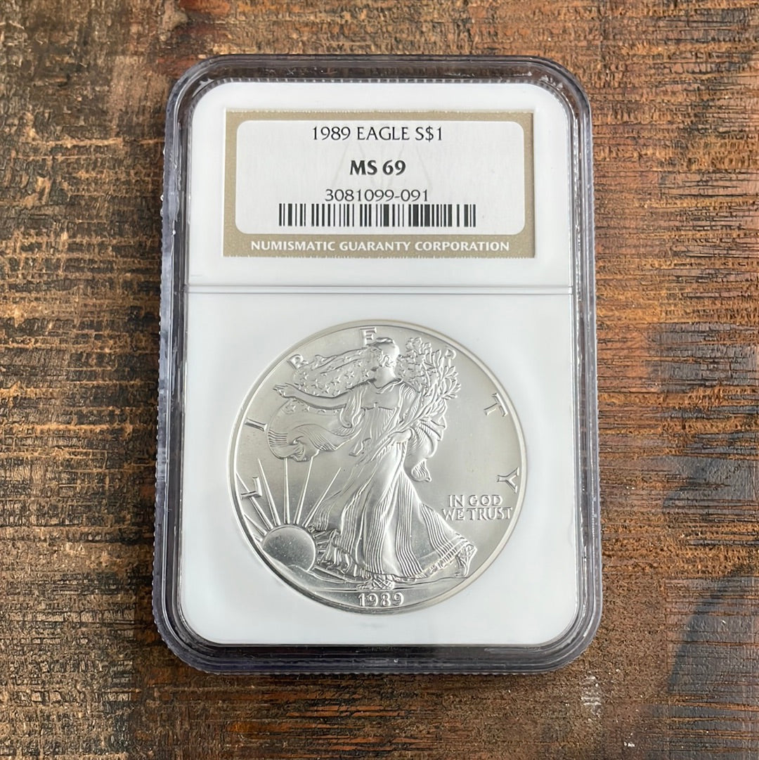 1989 $1 US American Silver Eagle NGC MS69