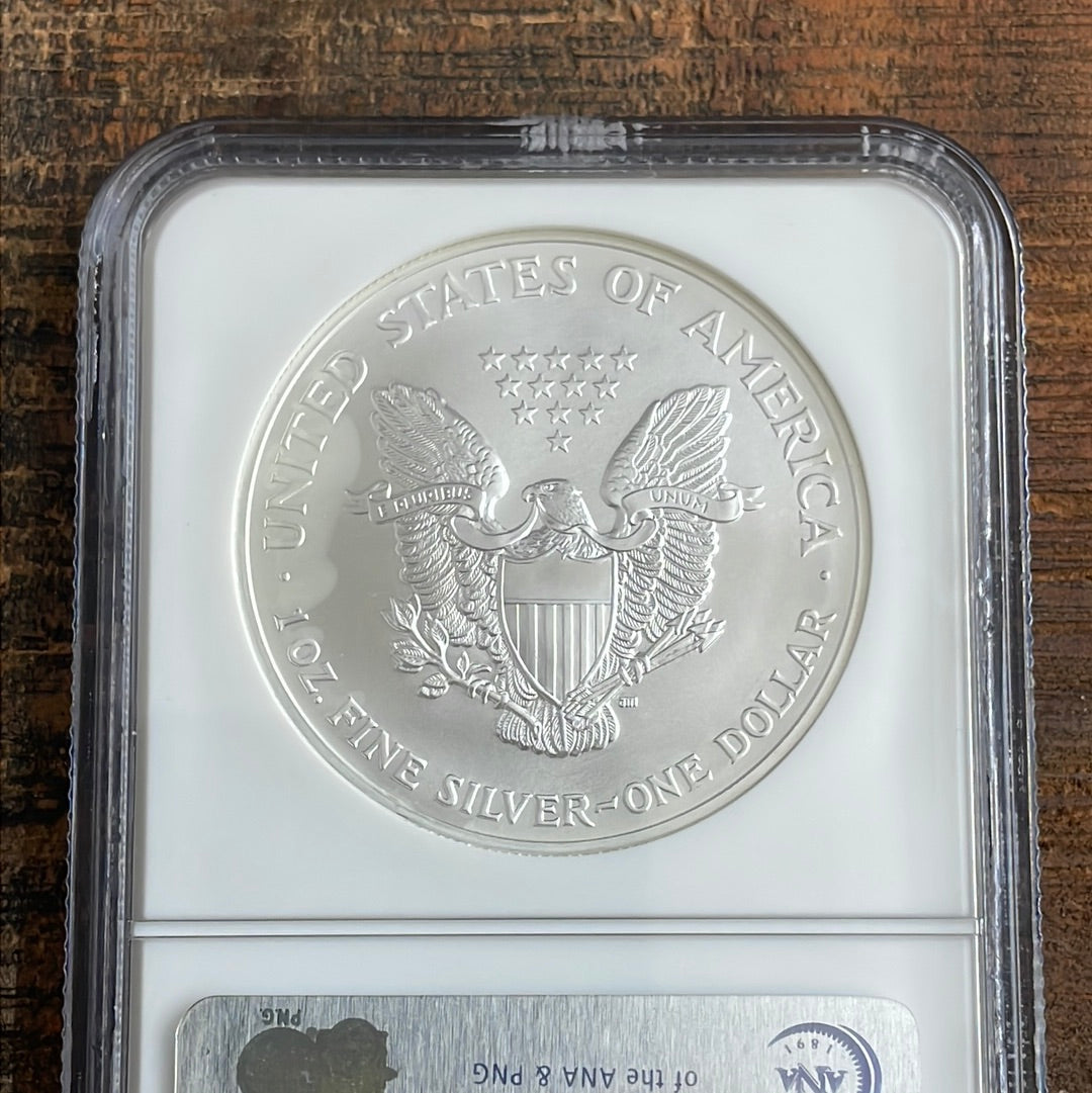 2004 $1 US American Silver Eagle NGC MS69