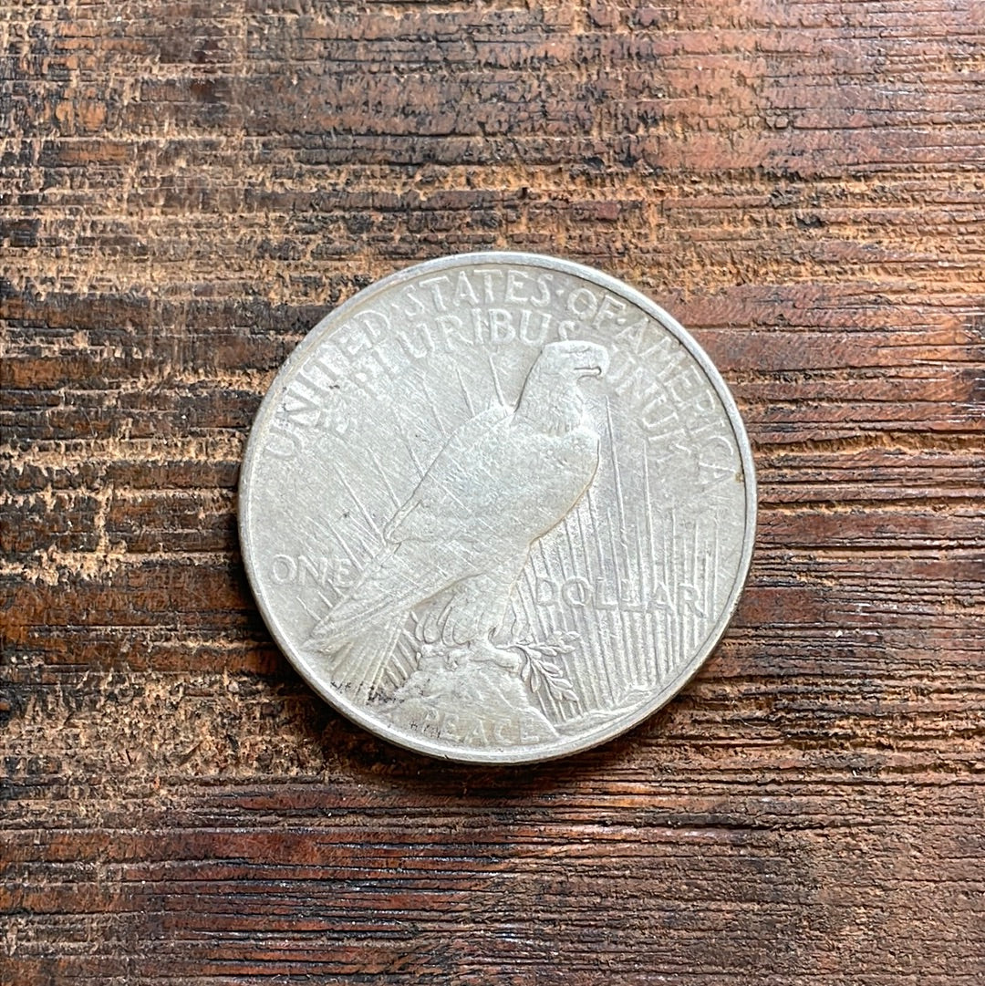 1922 $1 US Silver Peace Dollar