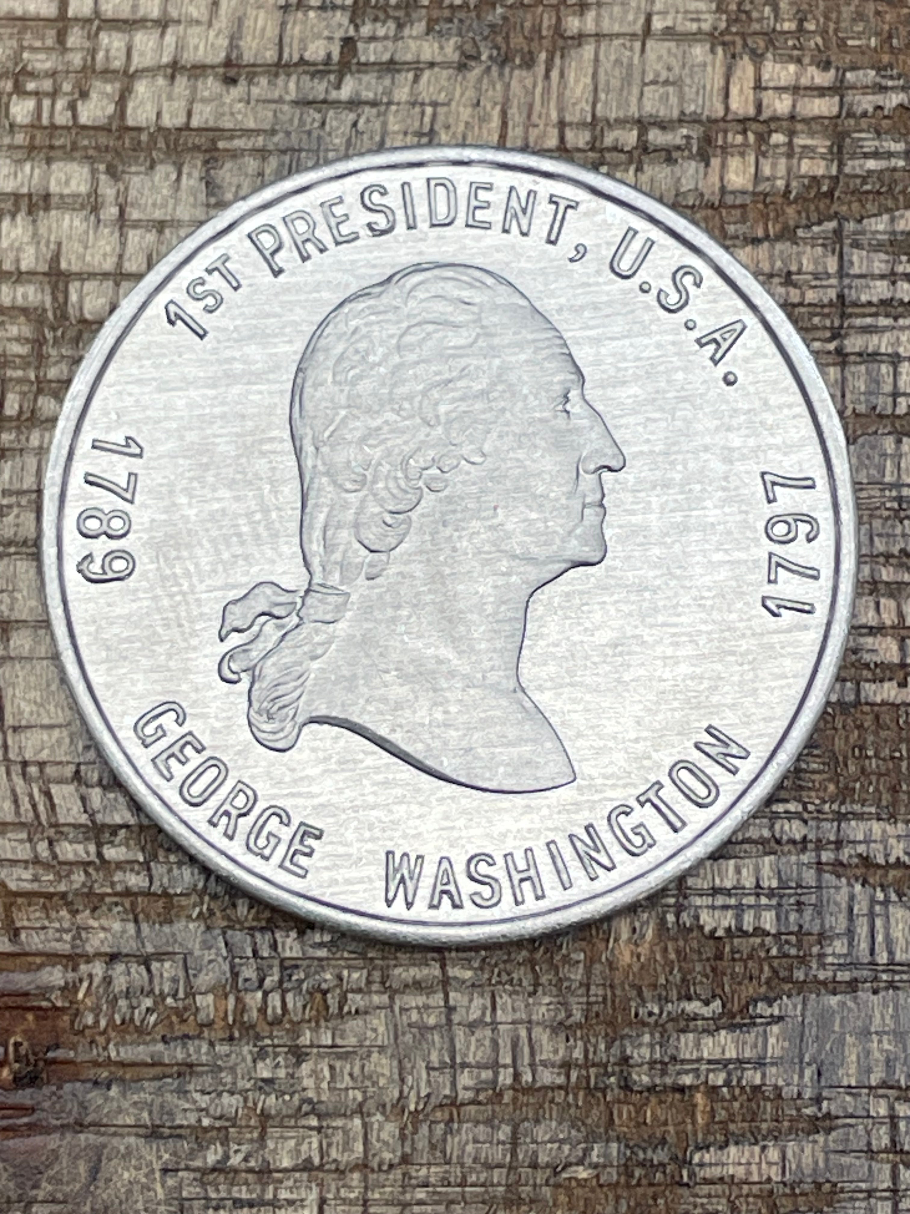 1962 C.C.O.A. 1st President George Washington Member Token