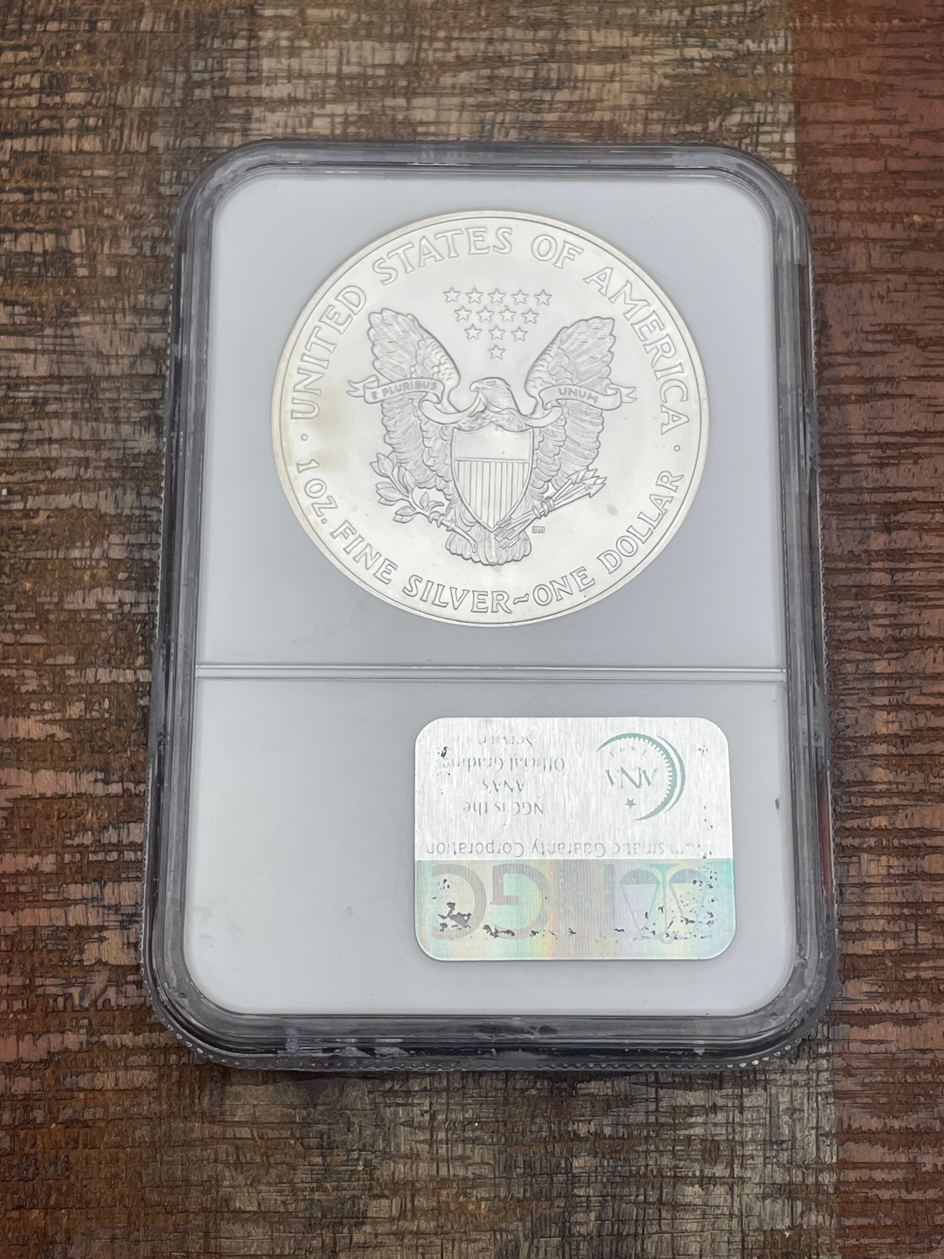 2004 $1 US American Silver Eagle NGC MS69