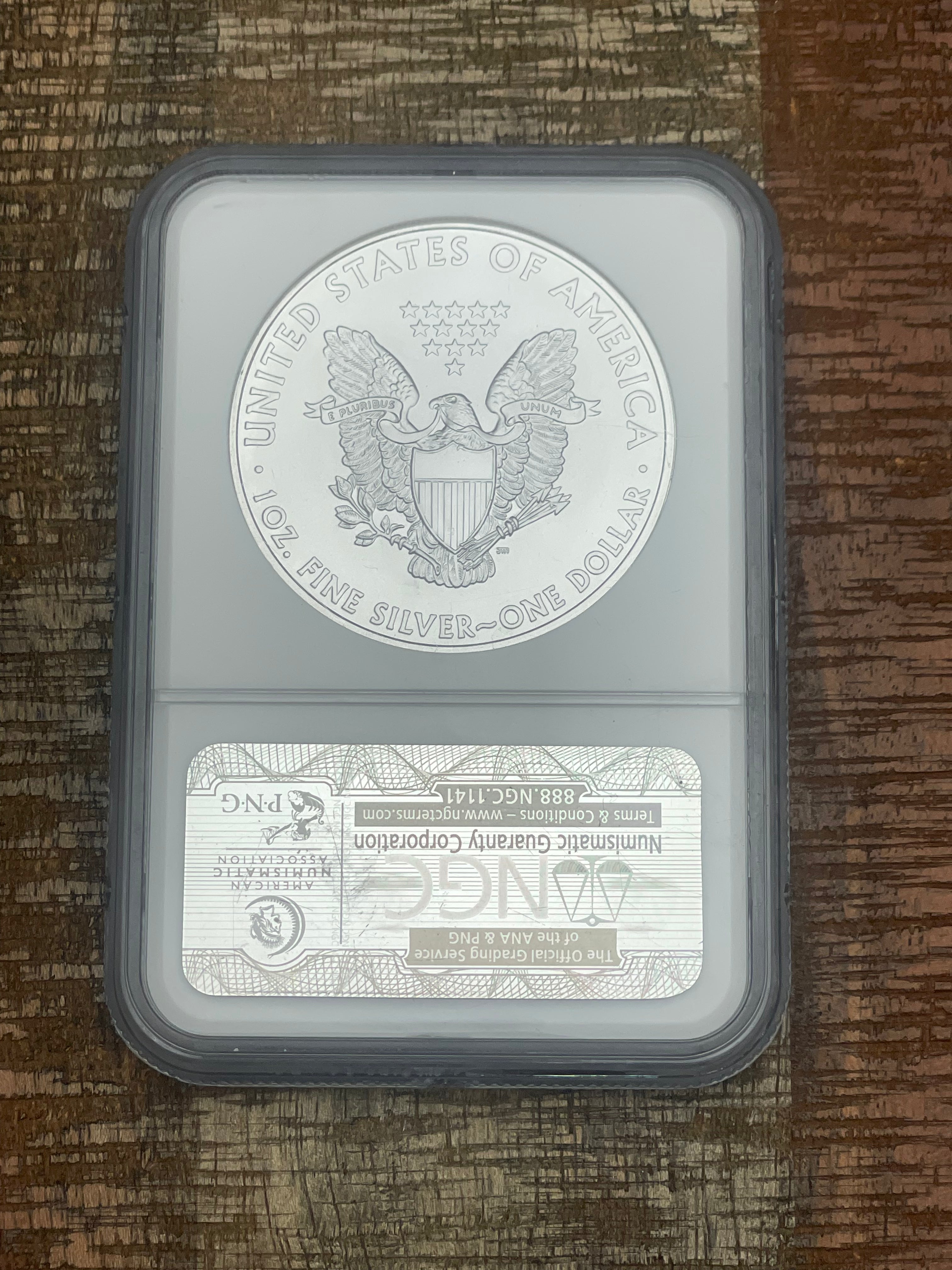 2010 $1 US American Silver Eagle NGC MS69 ~ Early Releases