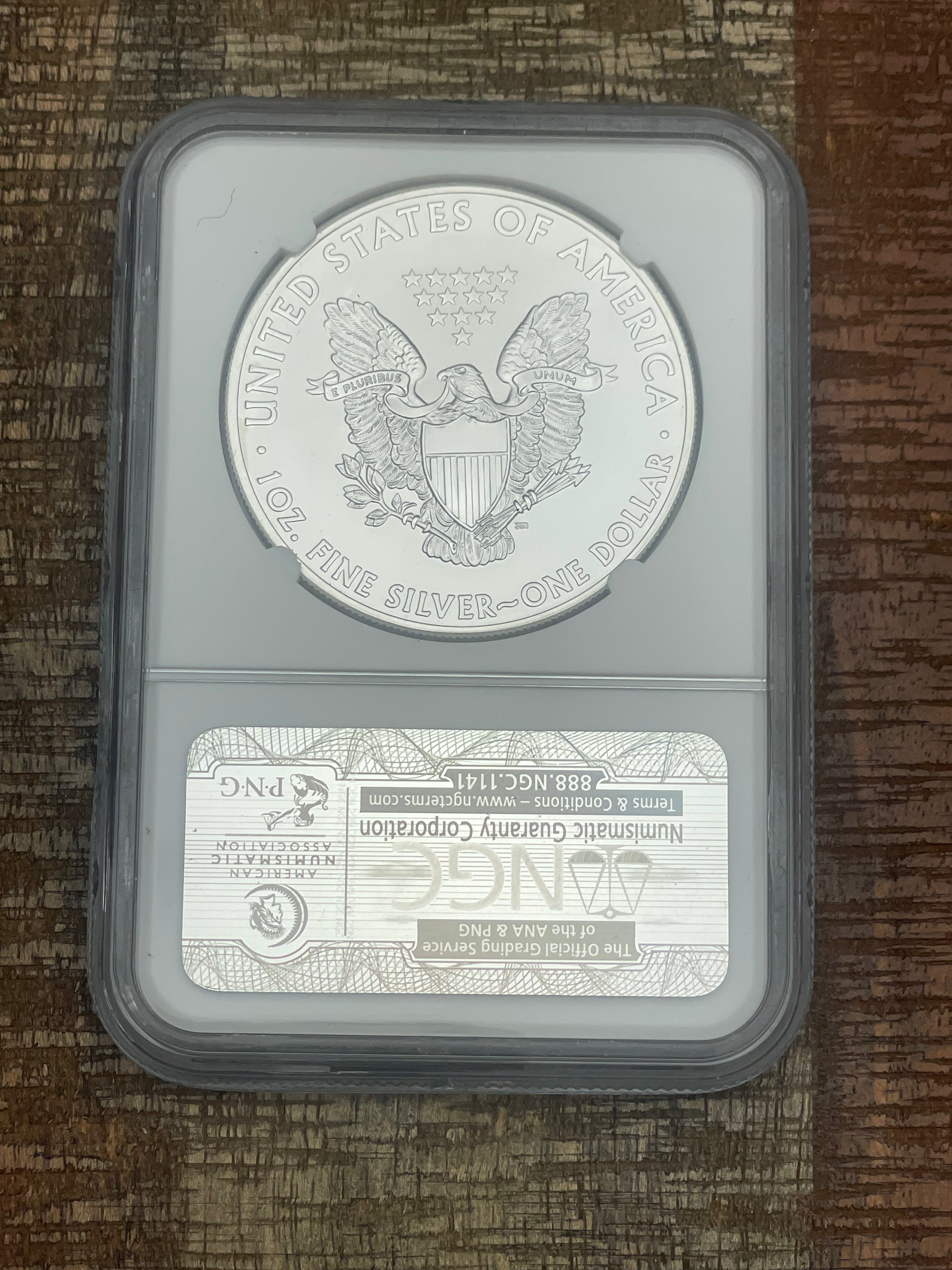 2015 $1 US American Silver Eagle NGC MS69