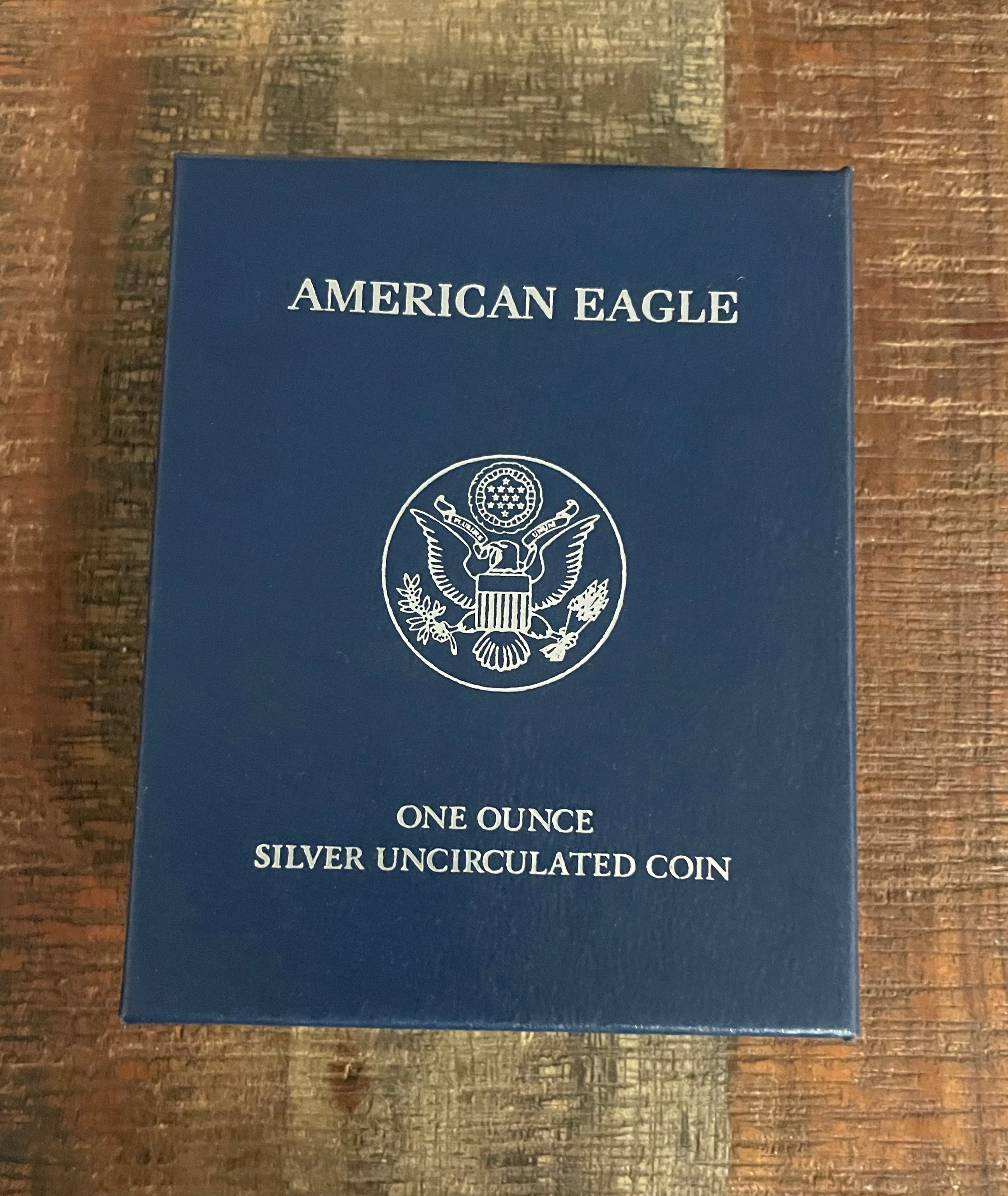 2011-W $1 US American Silver Eagle Coin ~ Capsule, Box, with COA.