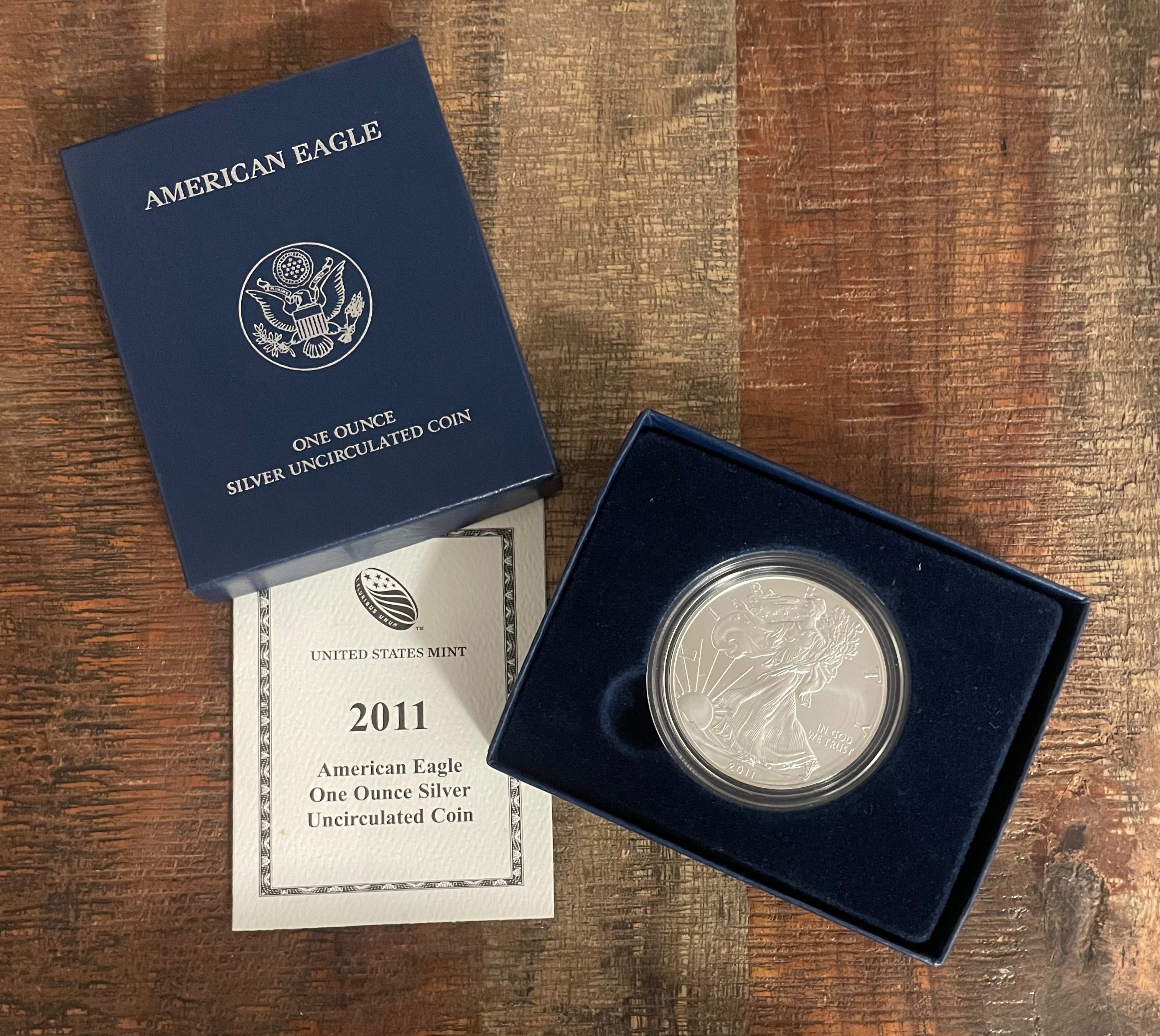 2011-W $1 US American Silver Eagle Coin ~ Capsule, Box, with COA.