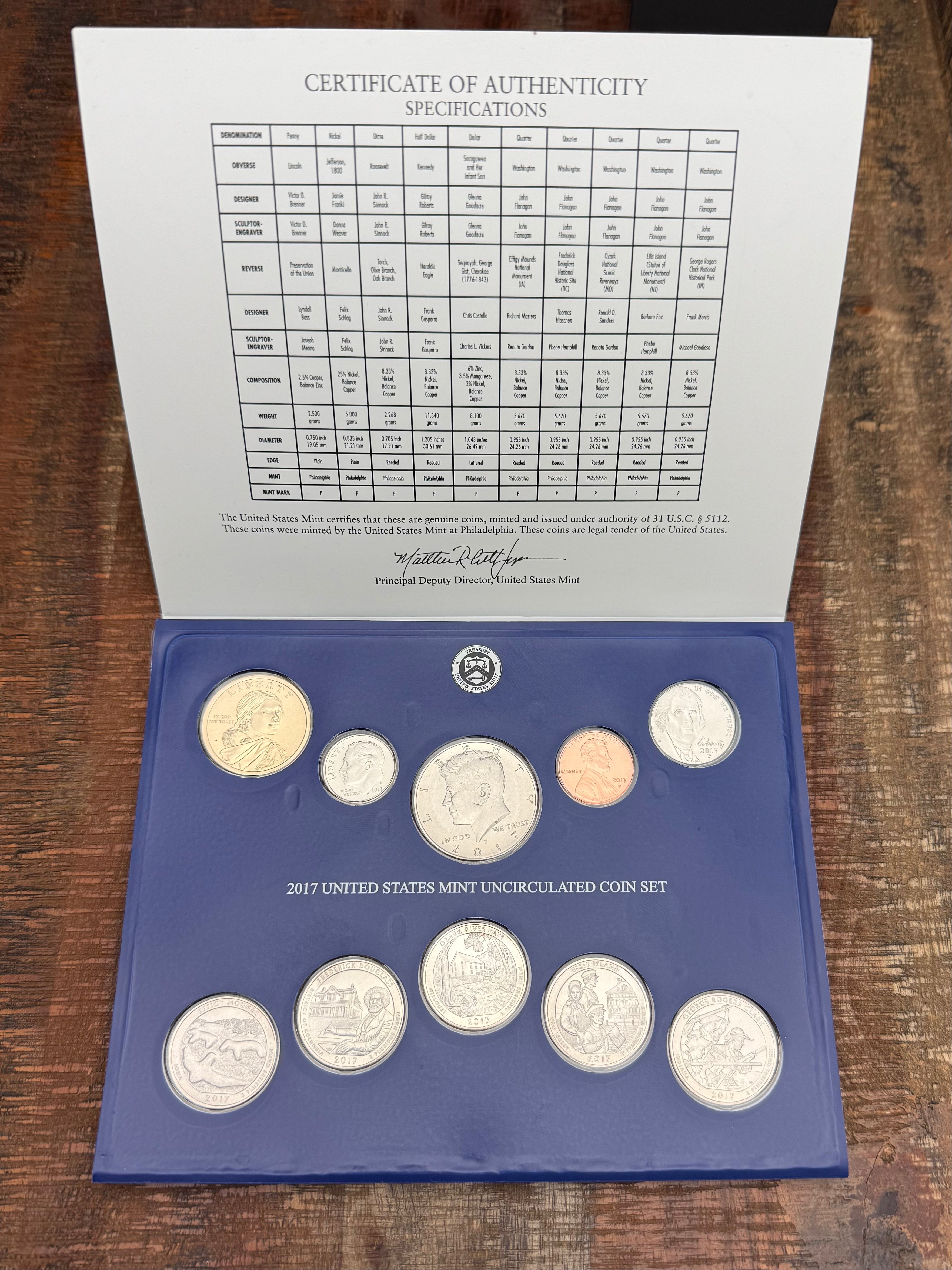 2017 P & D ~ US Mint Uncirculated Coin Set ~ In OGP with COA