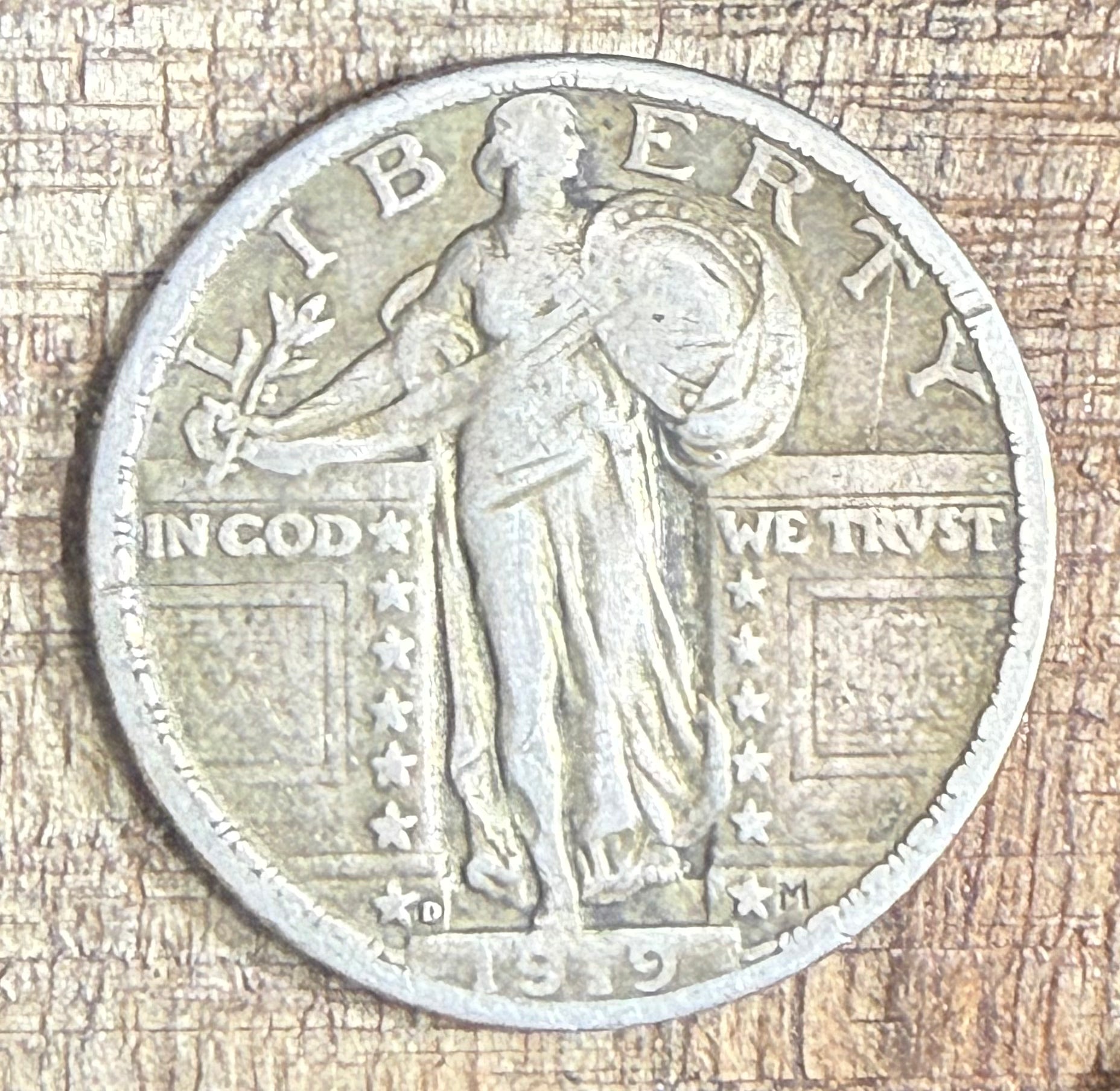 1919-D 25C US Standing Liberty Quarter