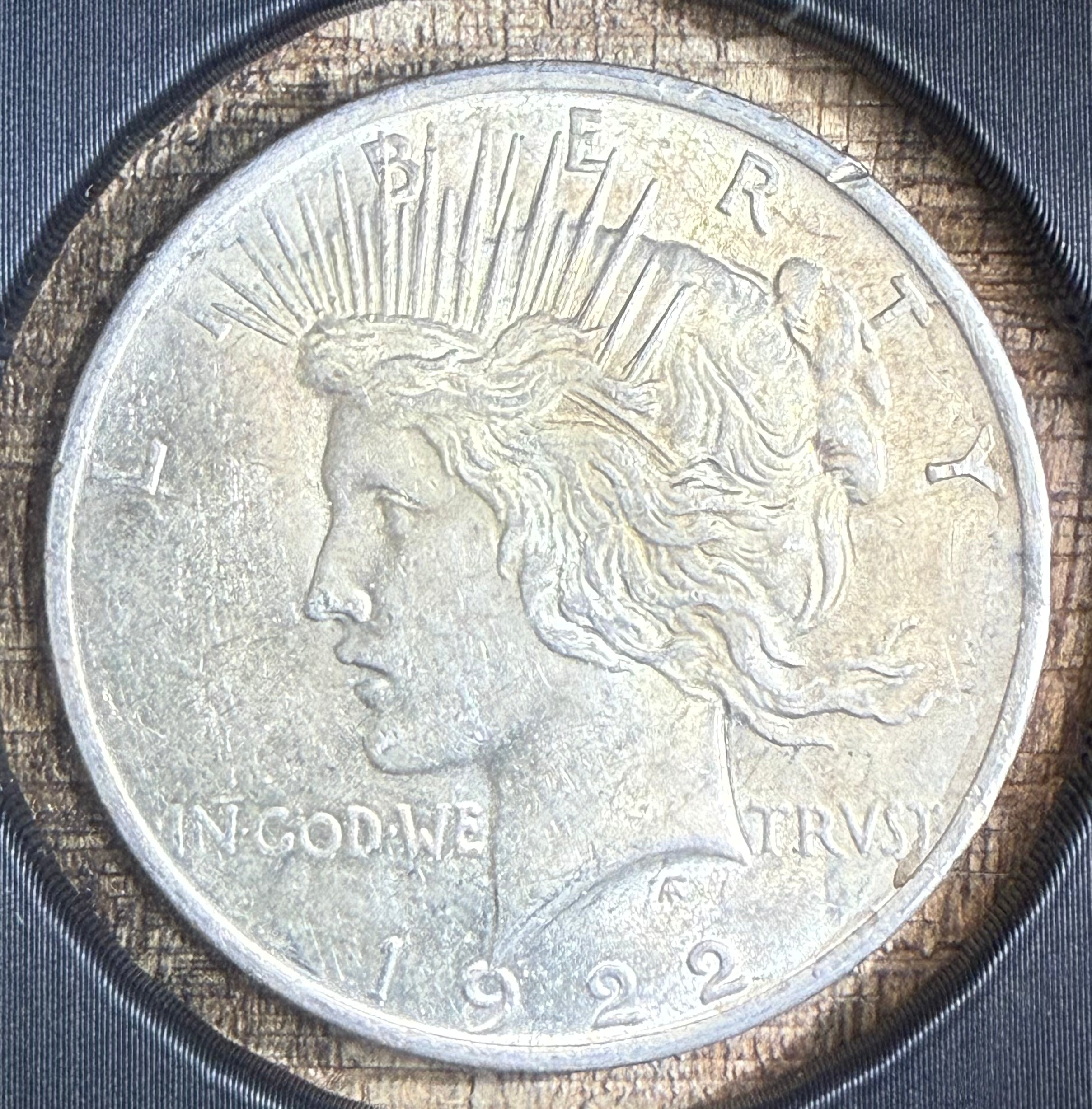 1922 $1 US Silver Peace Dollar