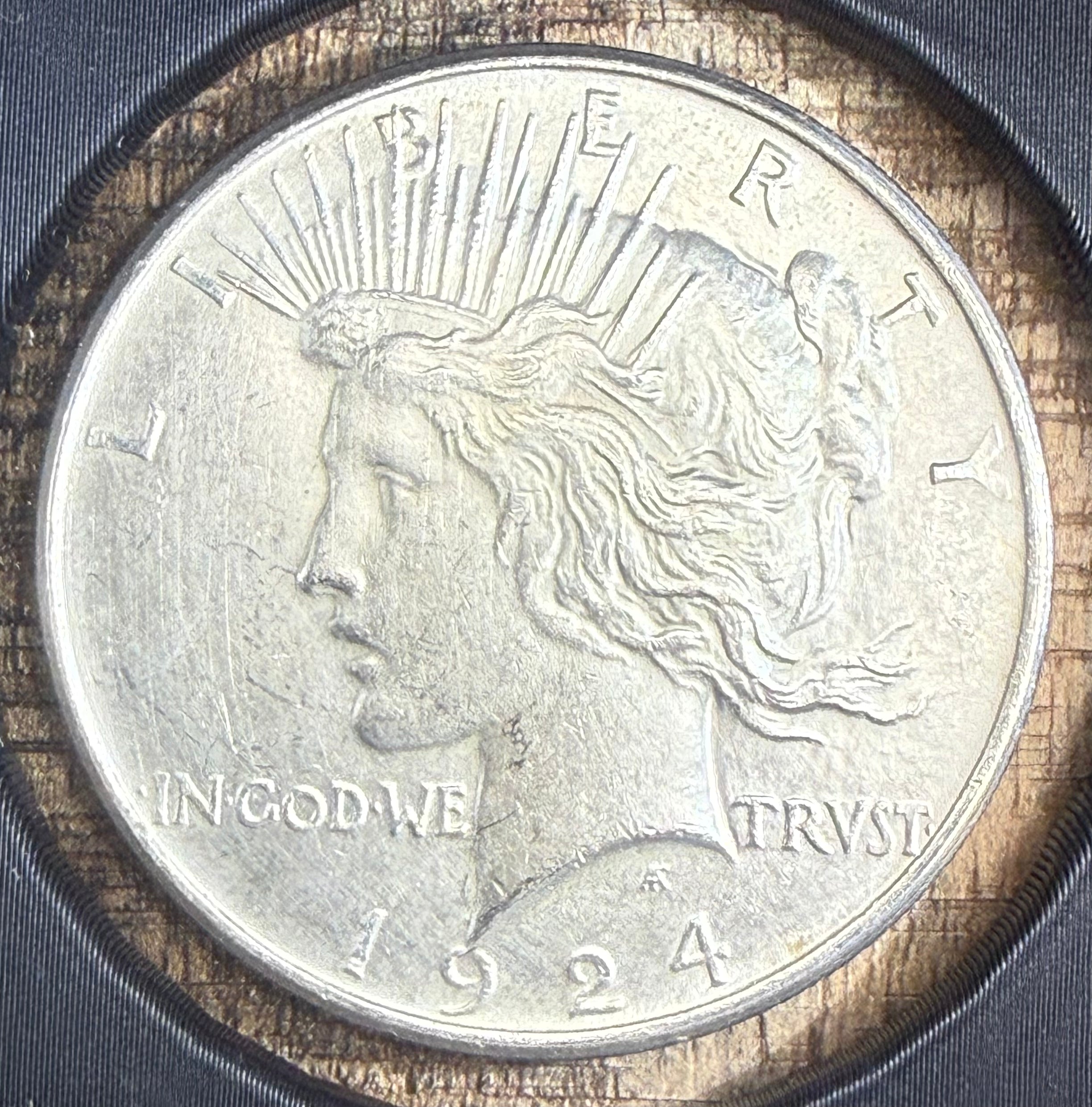 1924 $1 US Silver Peace Dollar